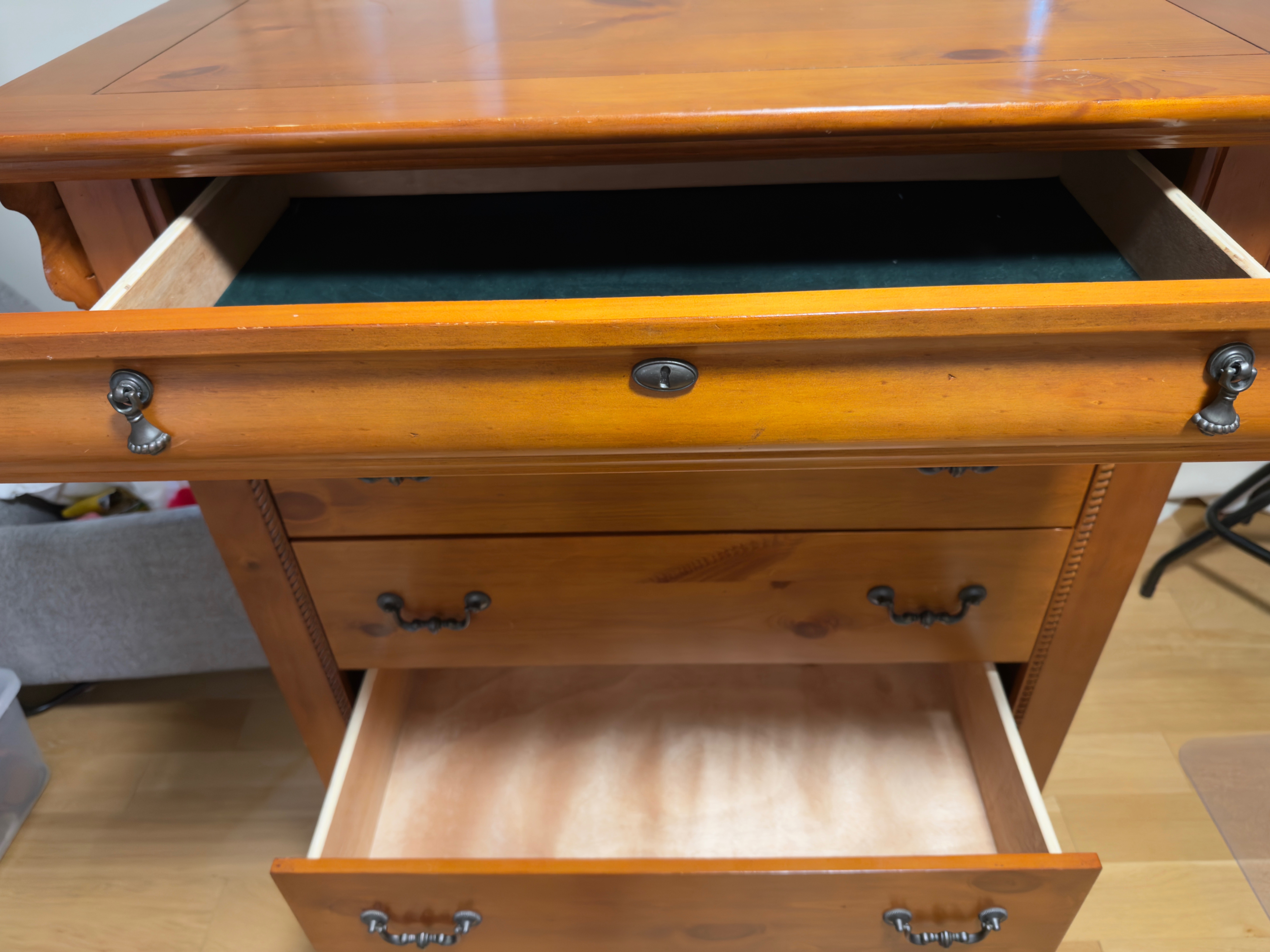 Dresser - photo 3