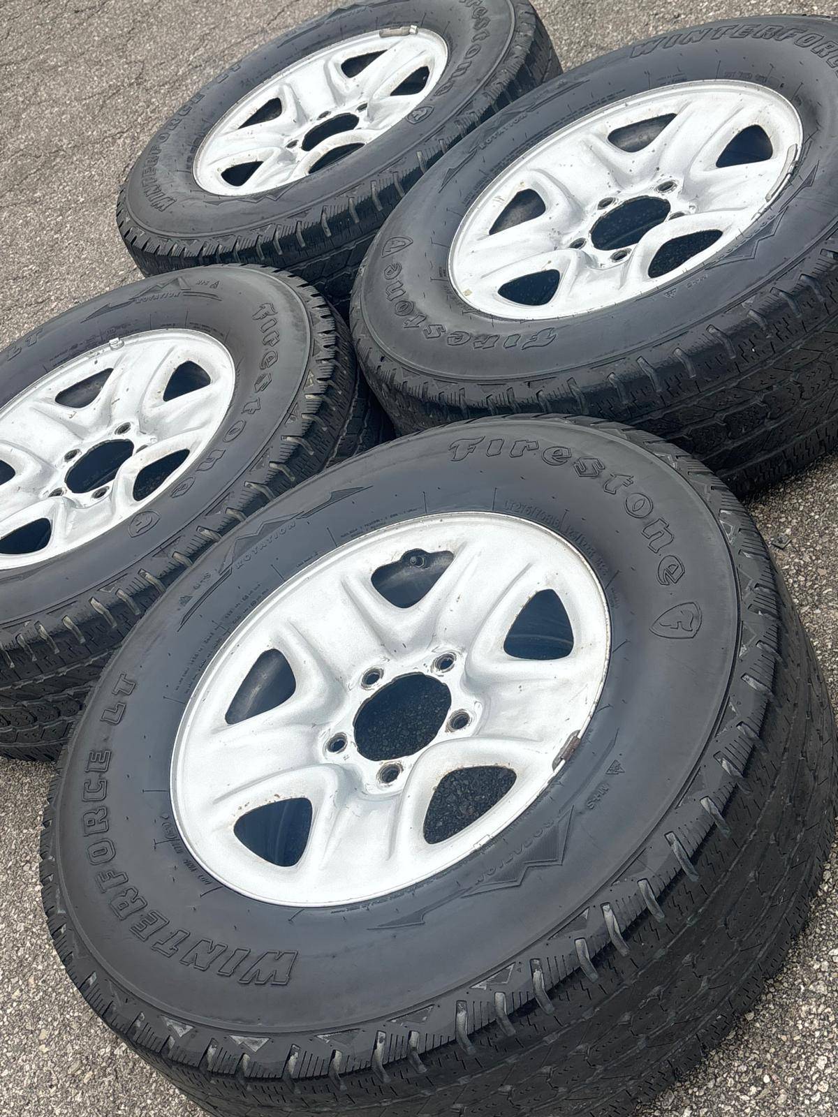 OEM 18"Toyota Tundra/Sequoia/LX(5x150)+275/70/R18 Firestone snow