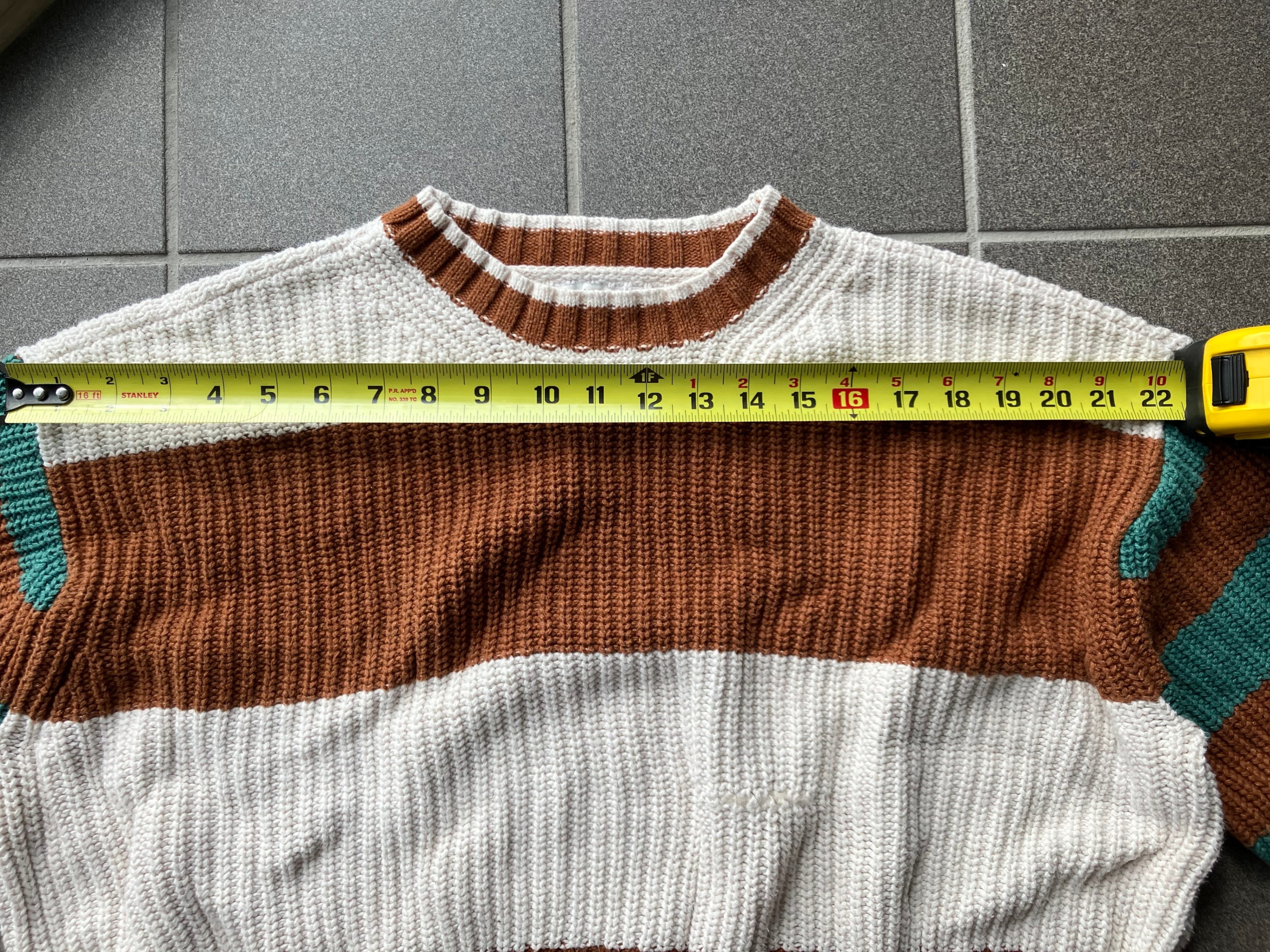 Sm & Med Woman Sweaters - photo 2