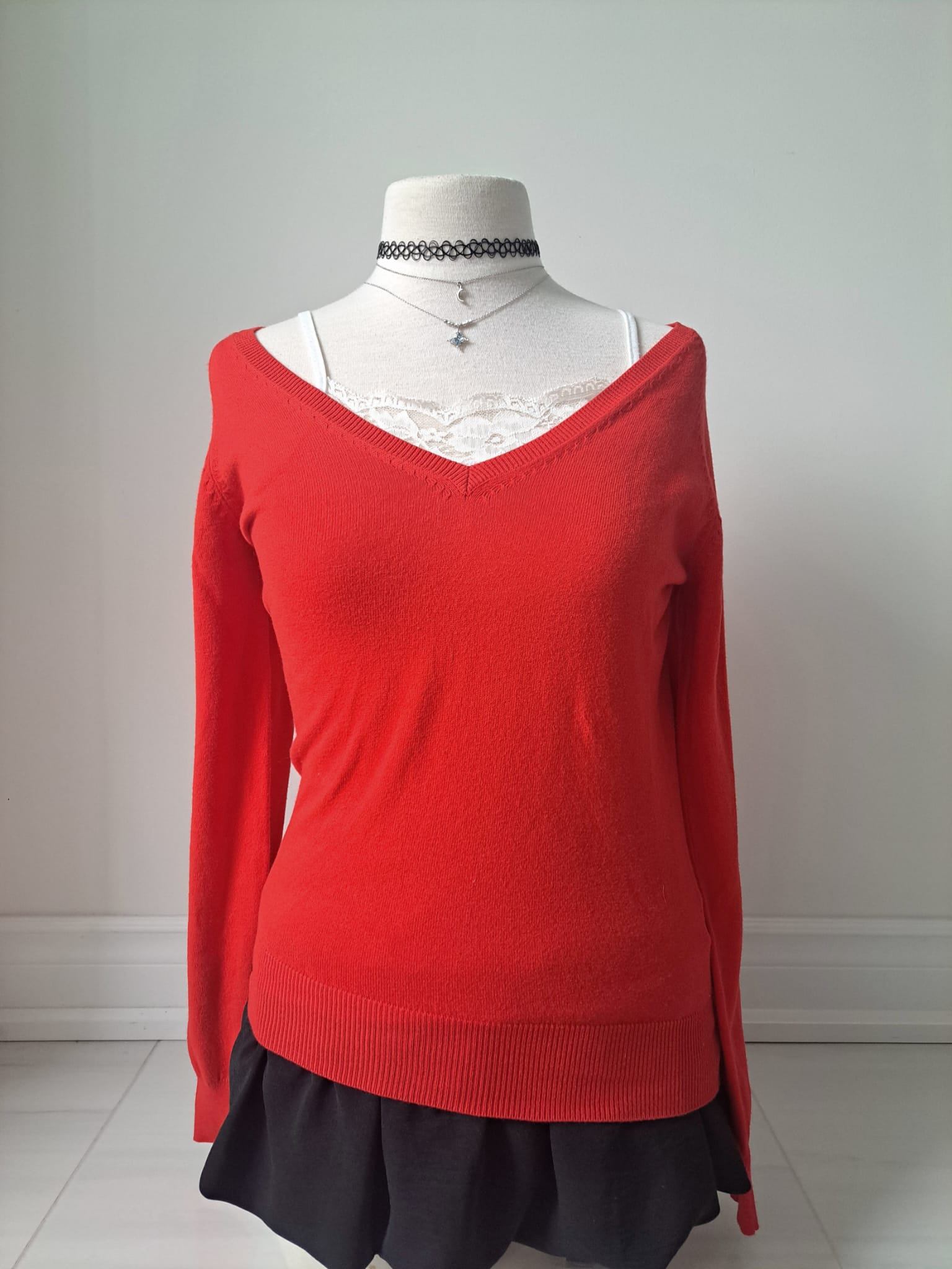 🧣Red Fitted V Neck Sweater Top