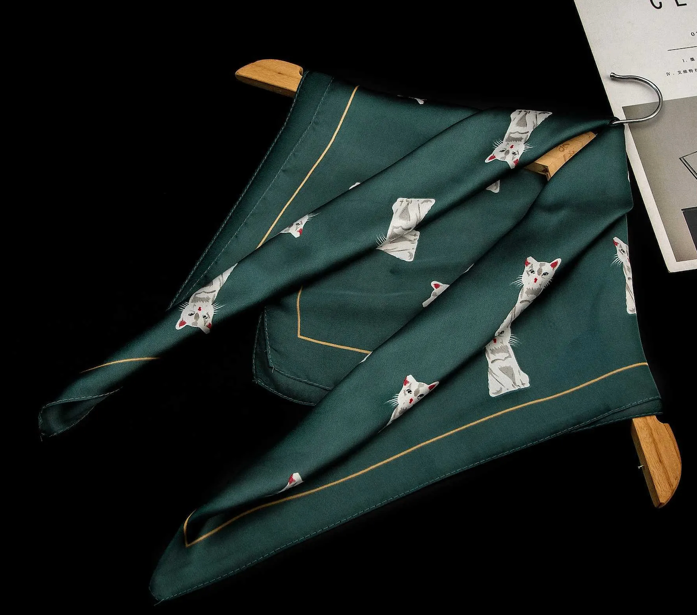 🏈 Brand New Cat Print Silk-Style Square Scarf (Green & Navy) 🐈