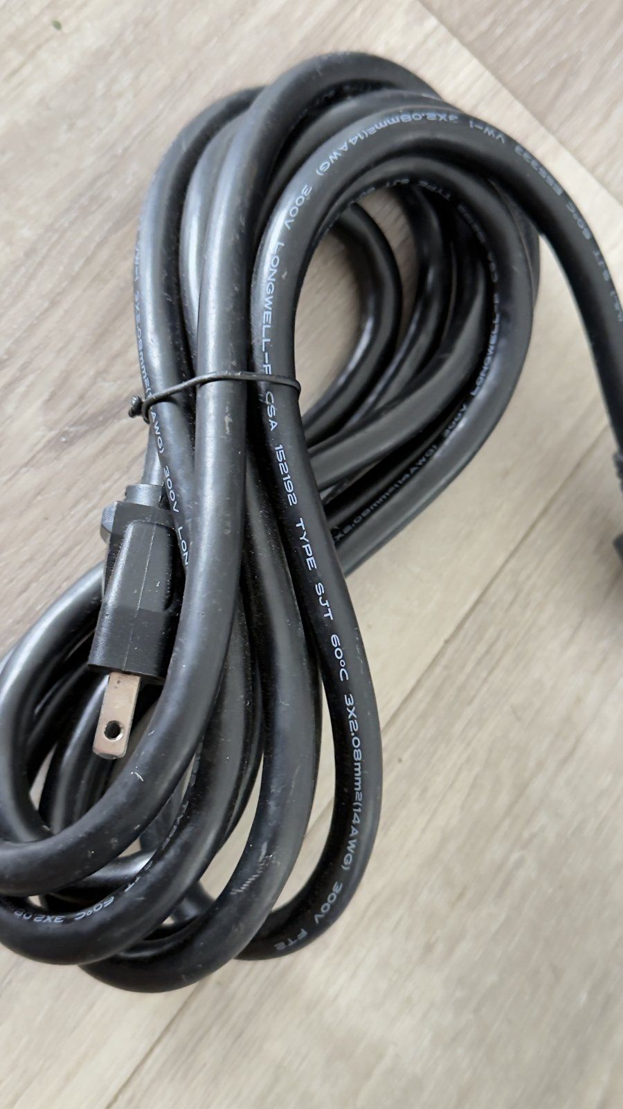 Heavy-Duty 14 AWG Power Cord – 3-Prong to IEC C13-Style Plug