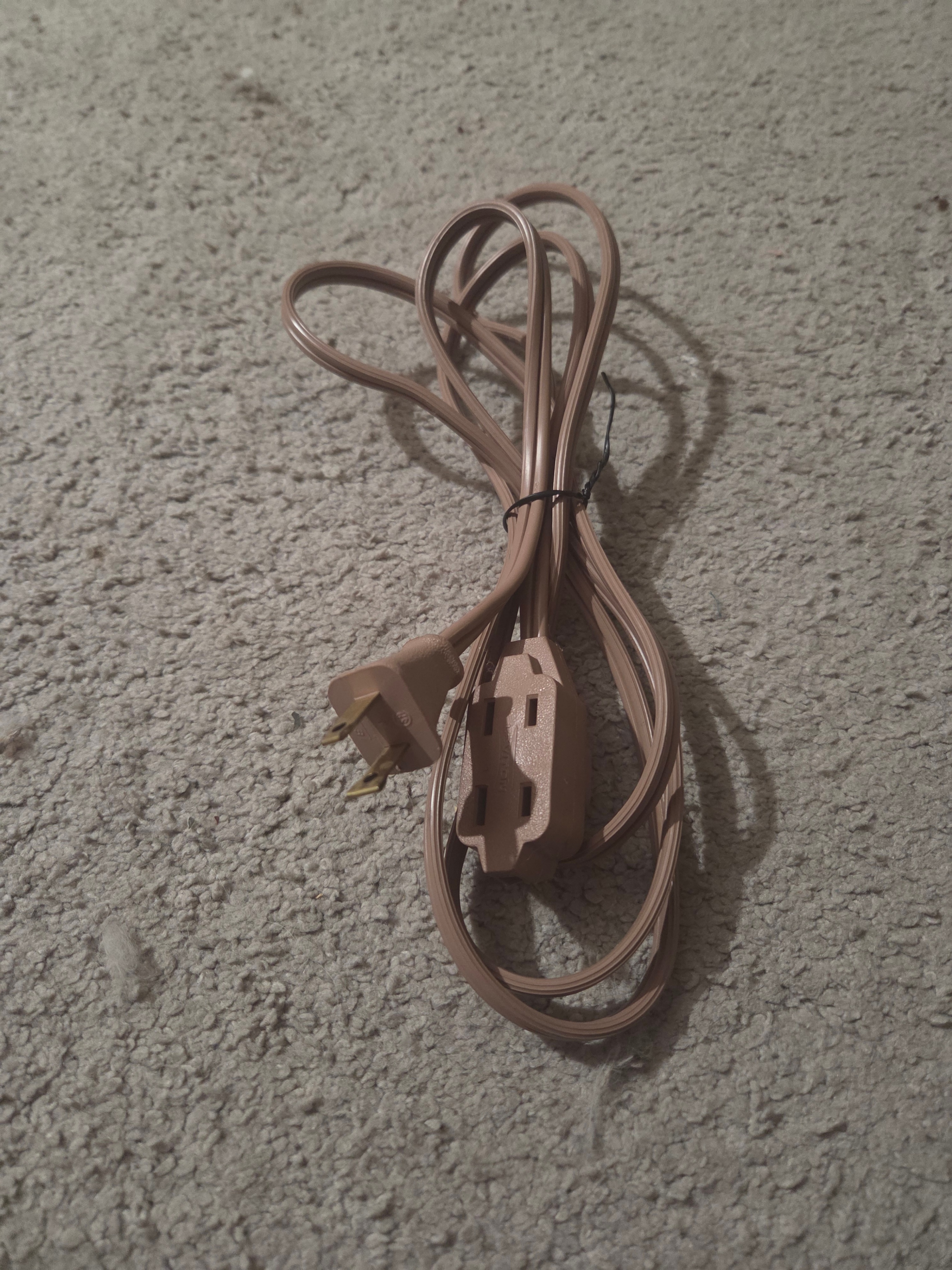 6ft 2-Prong Indoor Extension Cord, 3 Outlets