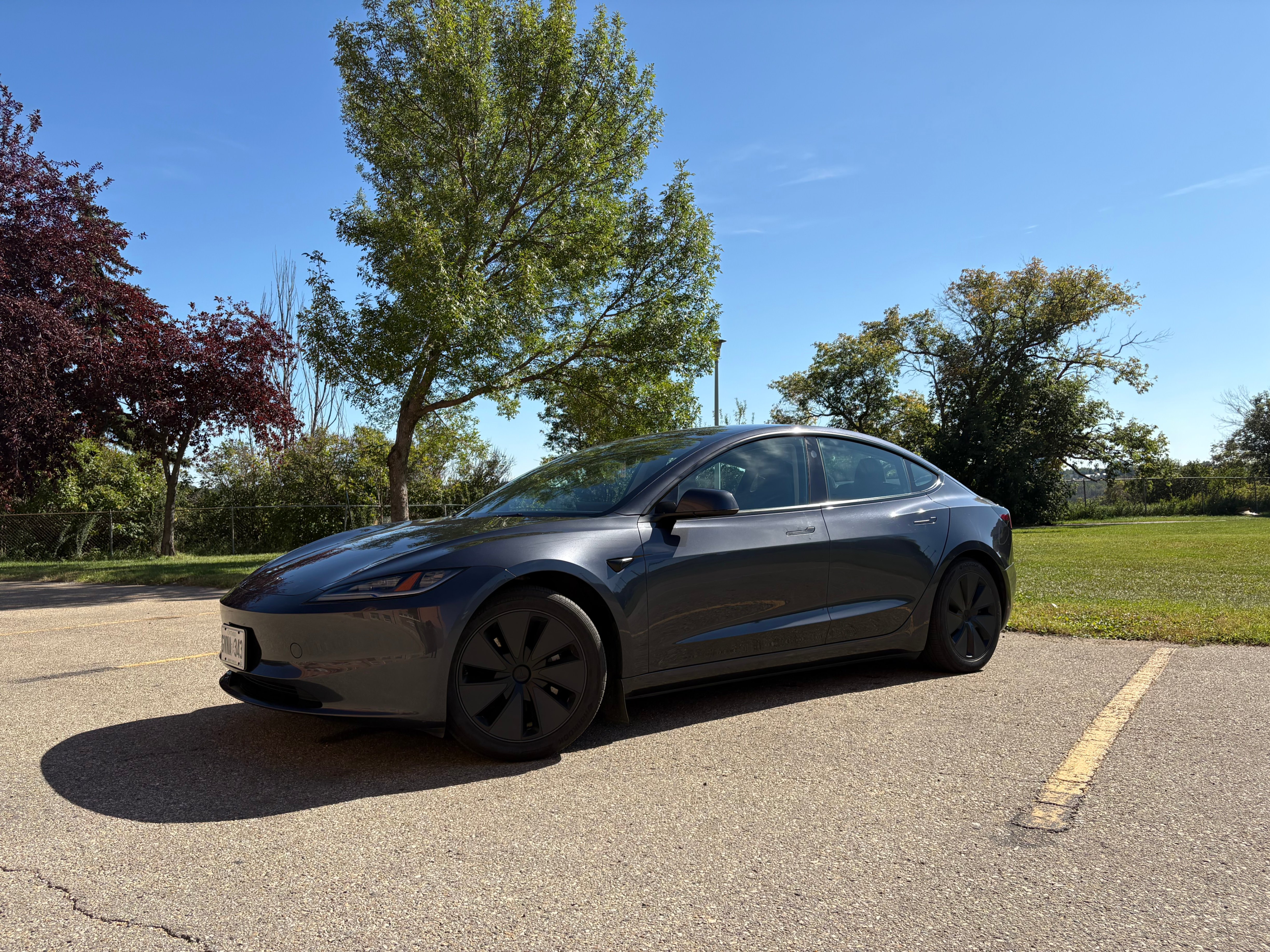 2024 Tesla Model 3 RWD – 72,000 km – Excellent Condition - photo 2
