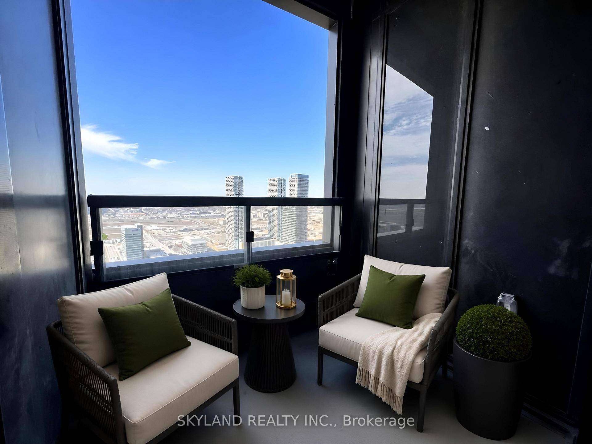 2 Bed 2 Bath in Vaughan - photo 5
