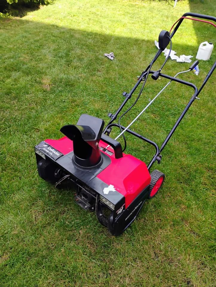 Benchmark 22" Electric Snowblower - photo 5