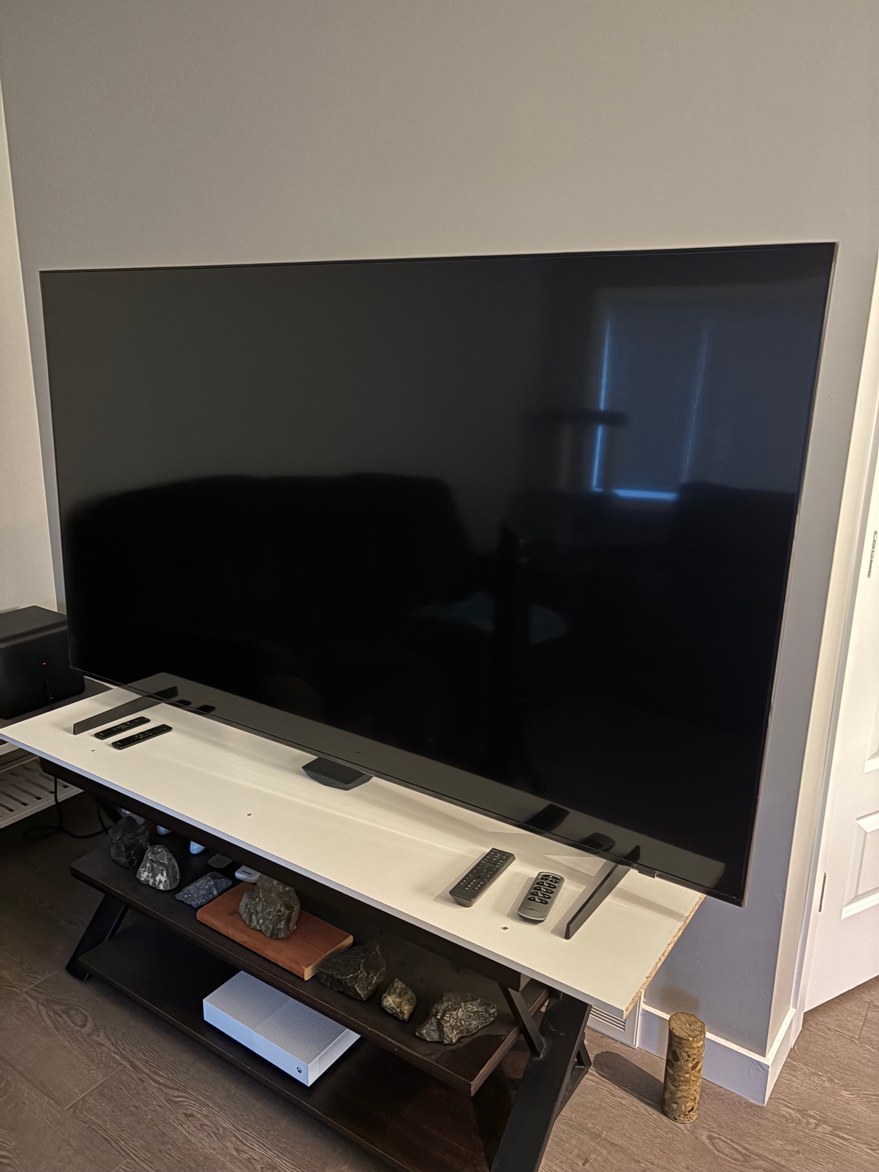55 Inch Samsung TV - photo 2