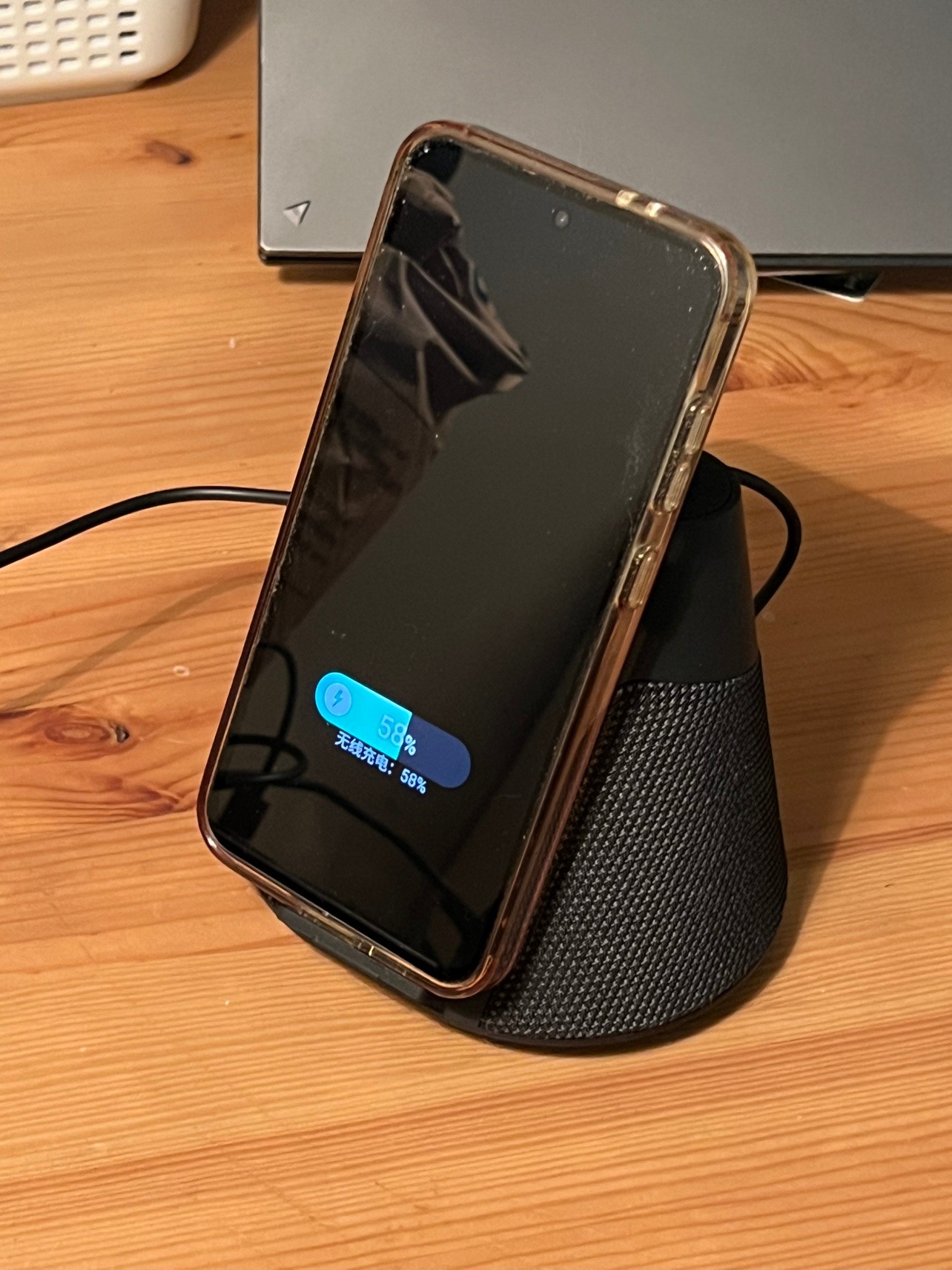 iQ Wave Home Speaker - Bluetooth 5.1 + Wireless Charging Stand - photo 4
