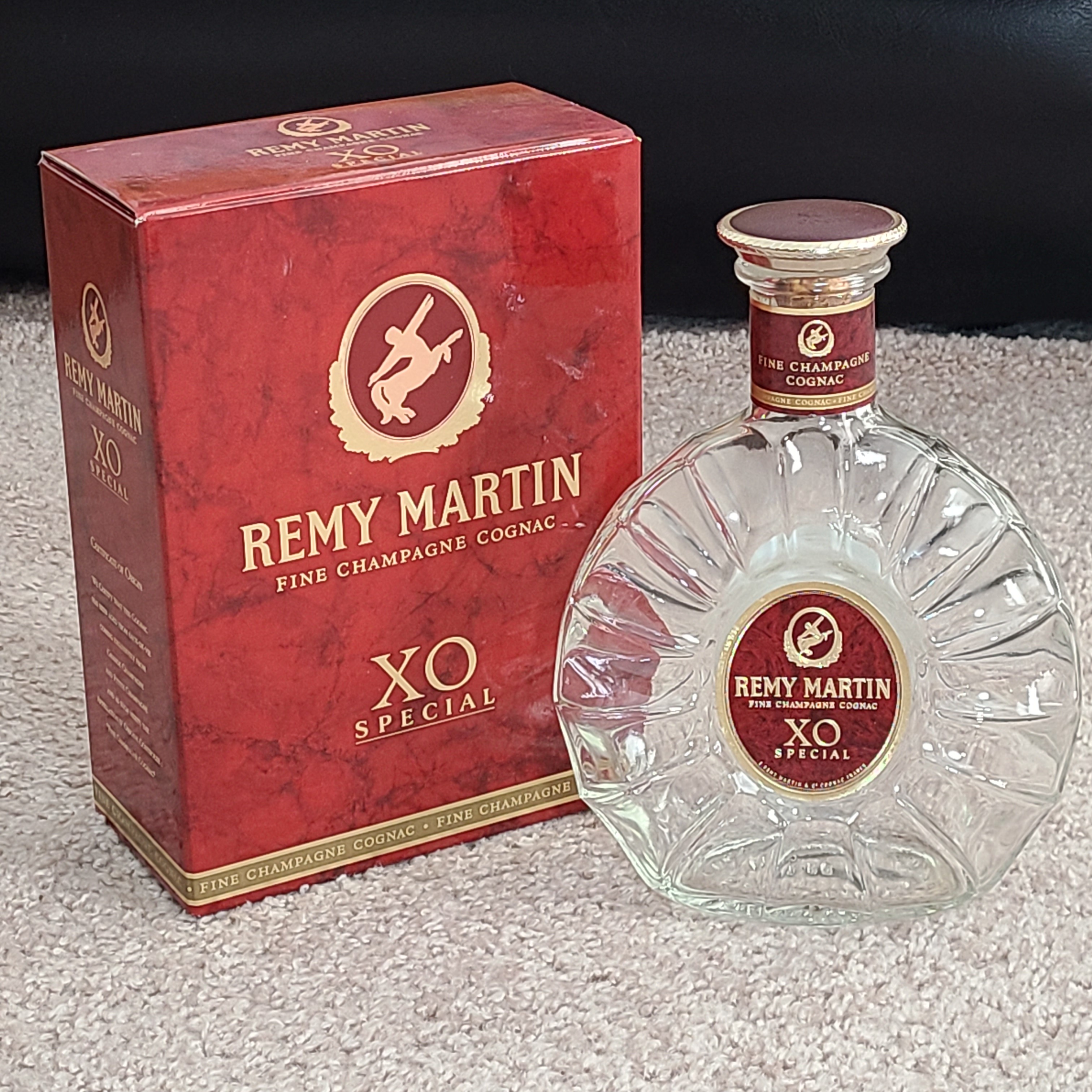 Remy Martin XO Special Empty Bottle (stock: 2 pc)