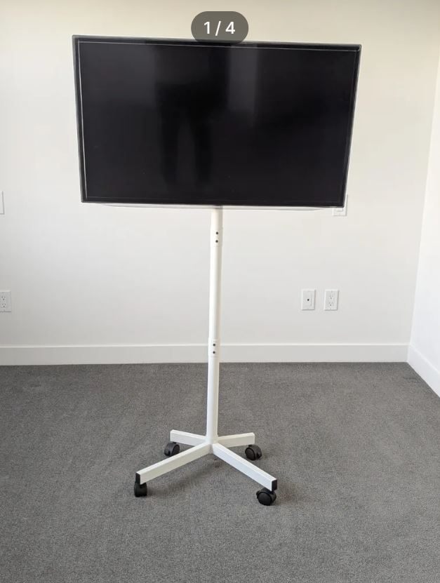 Samsung 40" LED TV + Mobile TV stand (Delivery Available)