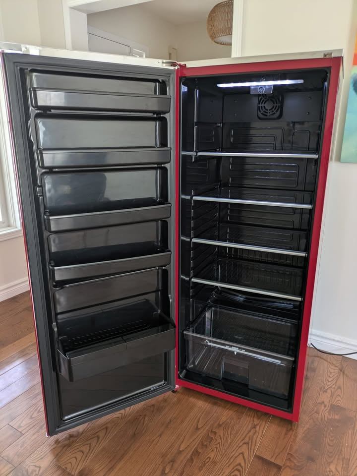 Retro Danby 11 cu. Fridge - photo 2