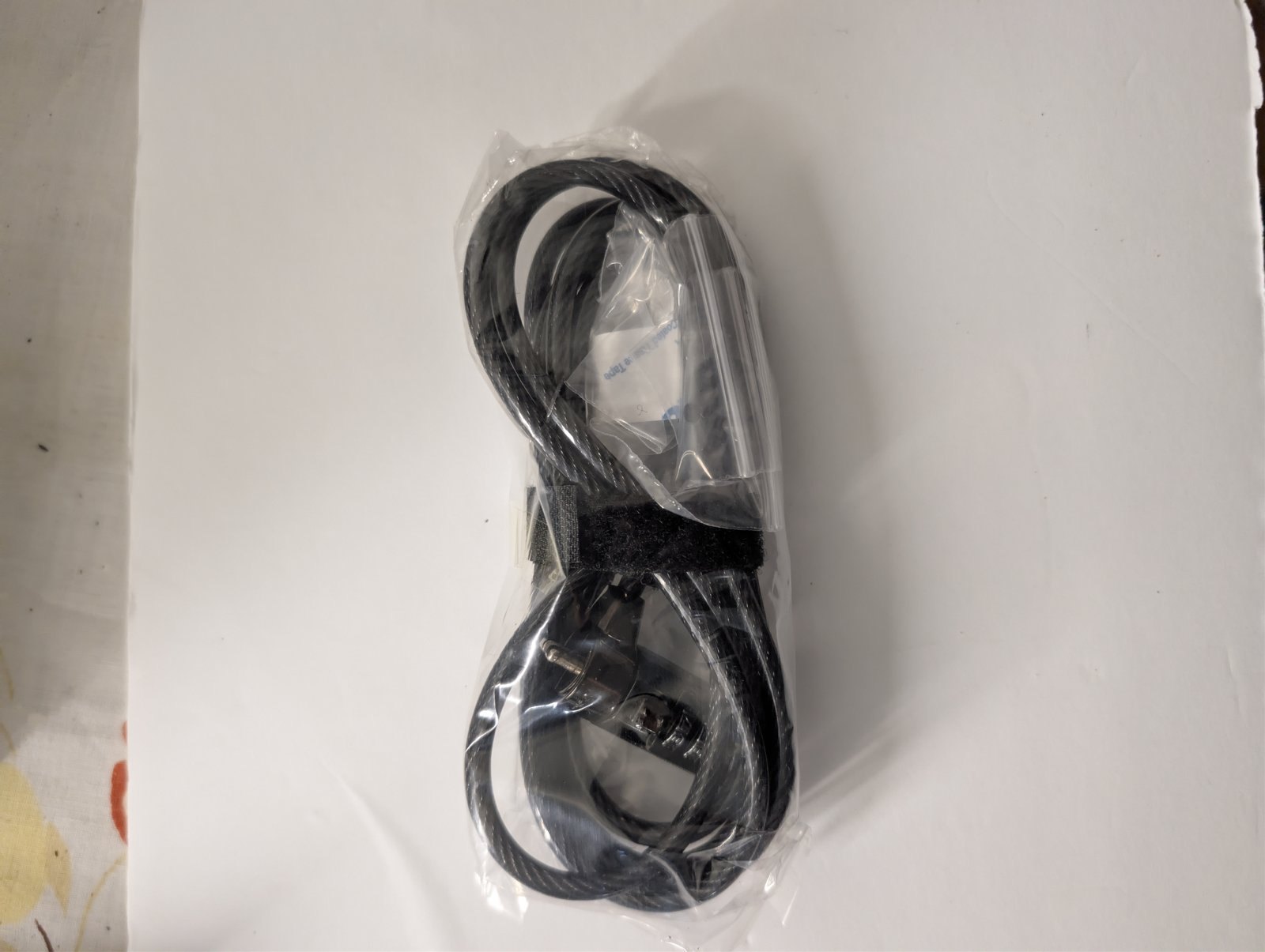 Laptop Combination Cable Lock - Keyless, New in Box (Kingpian) - photo 2