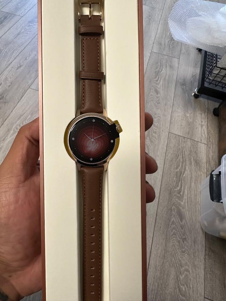 FANY Luna Women's Smartwatch – Brown Leather Strap, Gift Box