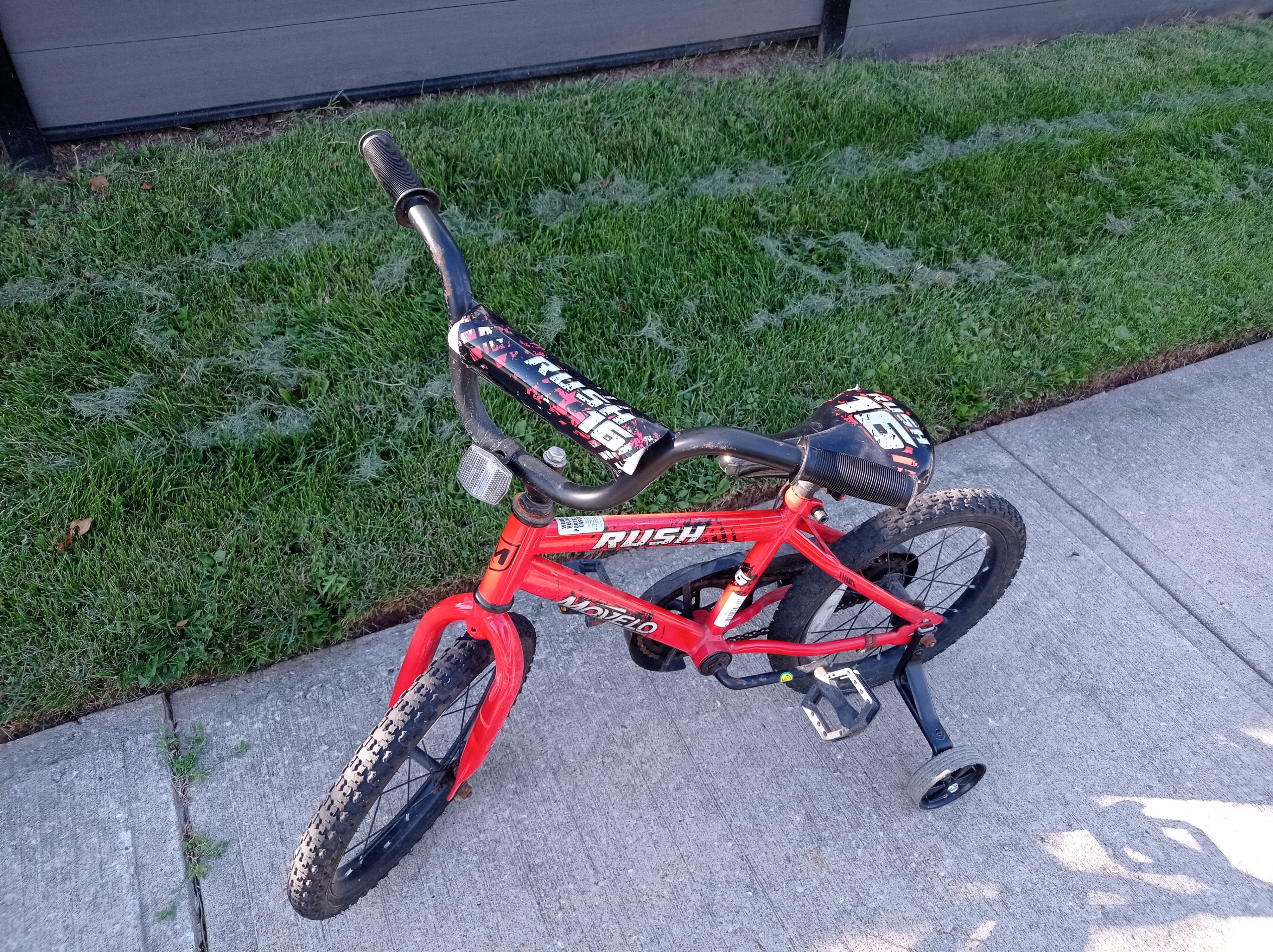 Movelo Rush 16" Kids Bike with Training Wheels - photo 3