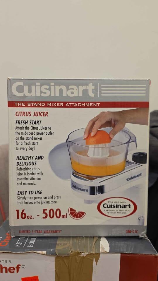 Cuisinart Citrus Juicer Stand Mixer Attachment