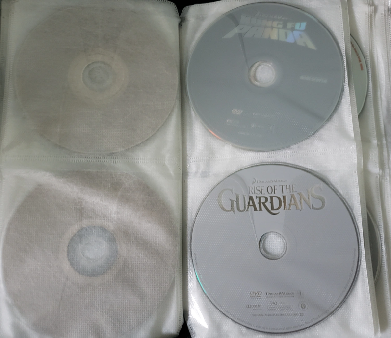30 Animated Movie DVDs Bundle - photo 2