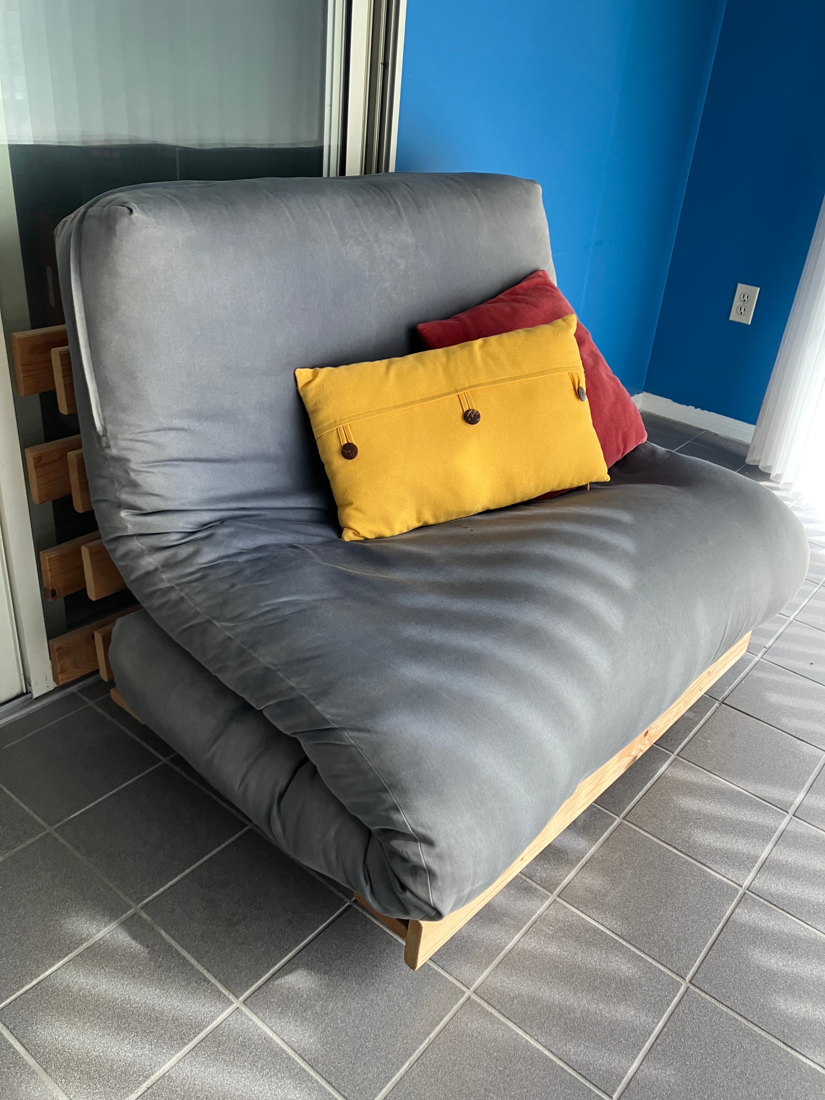 Single bed/lounge chair convertible futon - photo 2