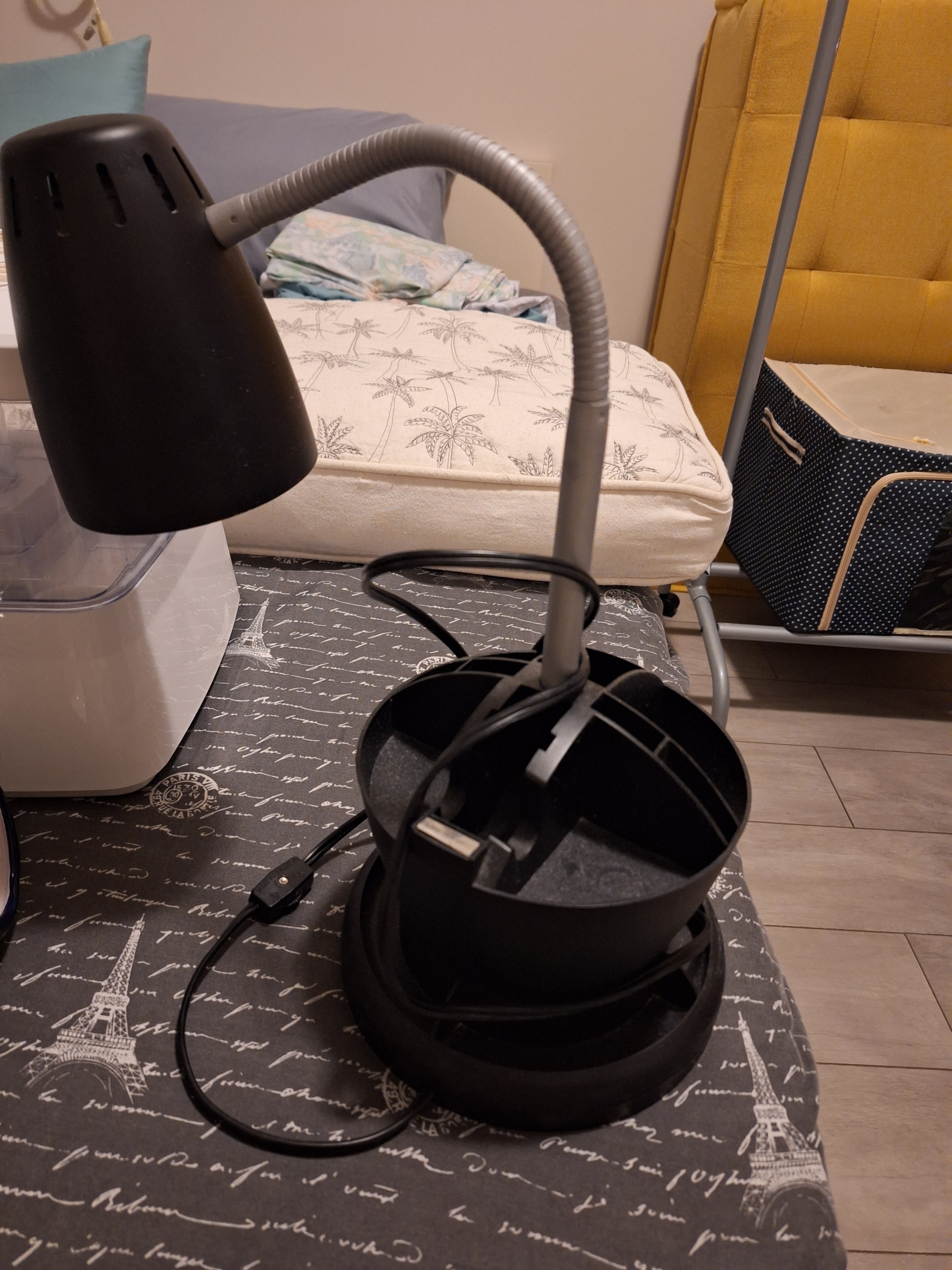 Bendable Desk Lamp