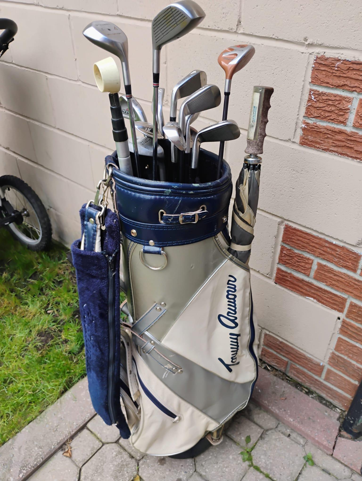 2 Golf Bags and Golf Clubs Right Handed - photo 3