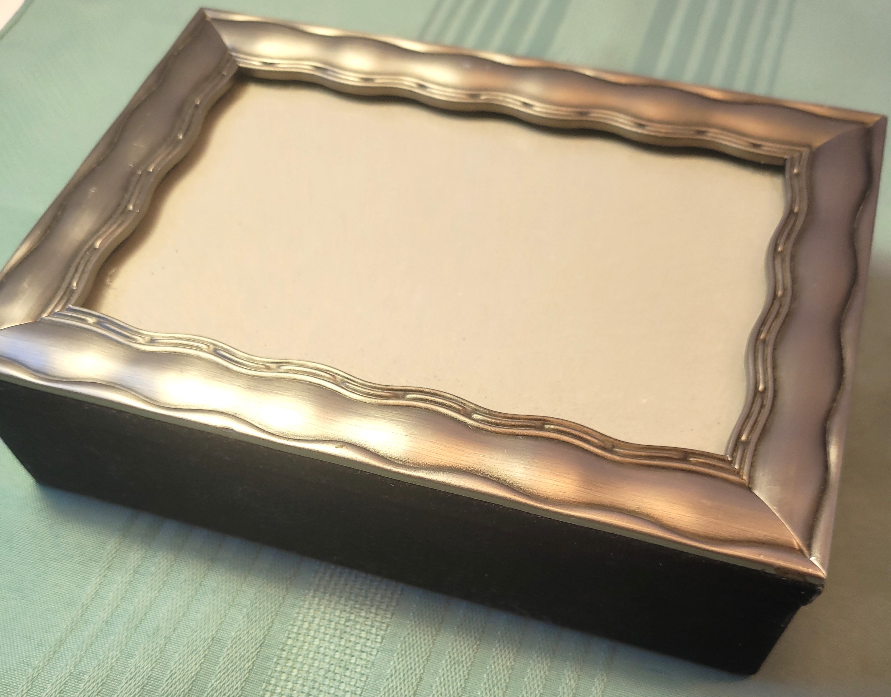 Japan 80s Sankyo Photo Frame Lid Musical Jewelry Box Black Velve - photo 2