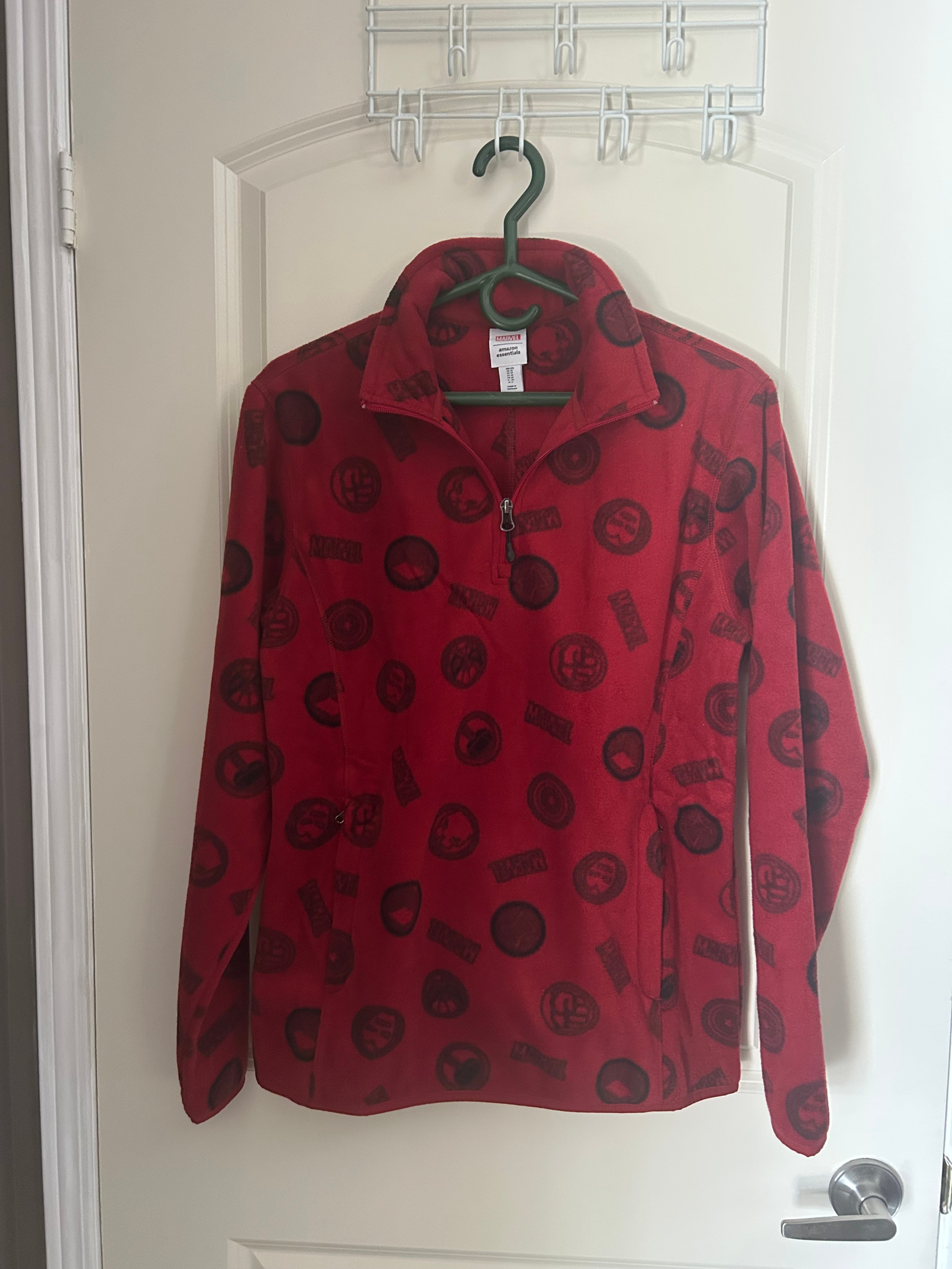 Amazon Essentials Marvel Fleece Quarter-Zip Pullover