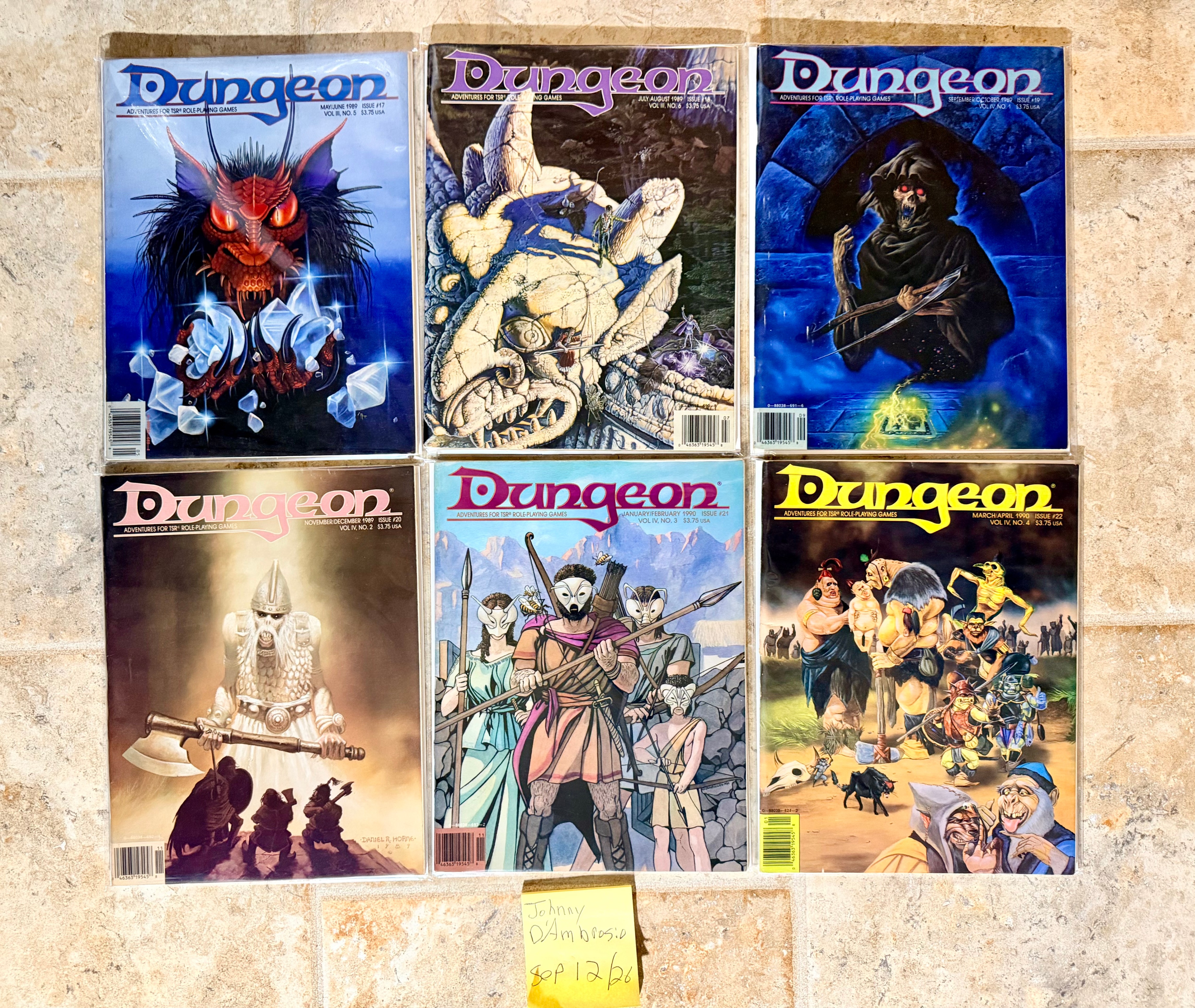 Dungeon Magazine — Early Issues #8–26 (Excellent Condition) - photo 3