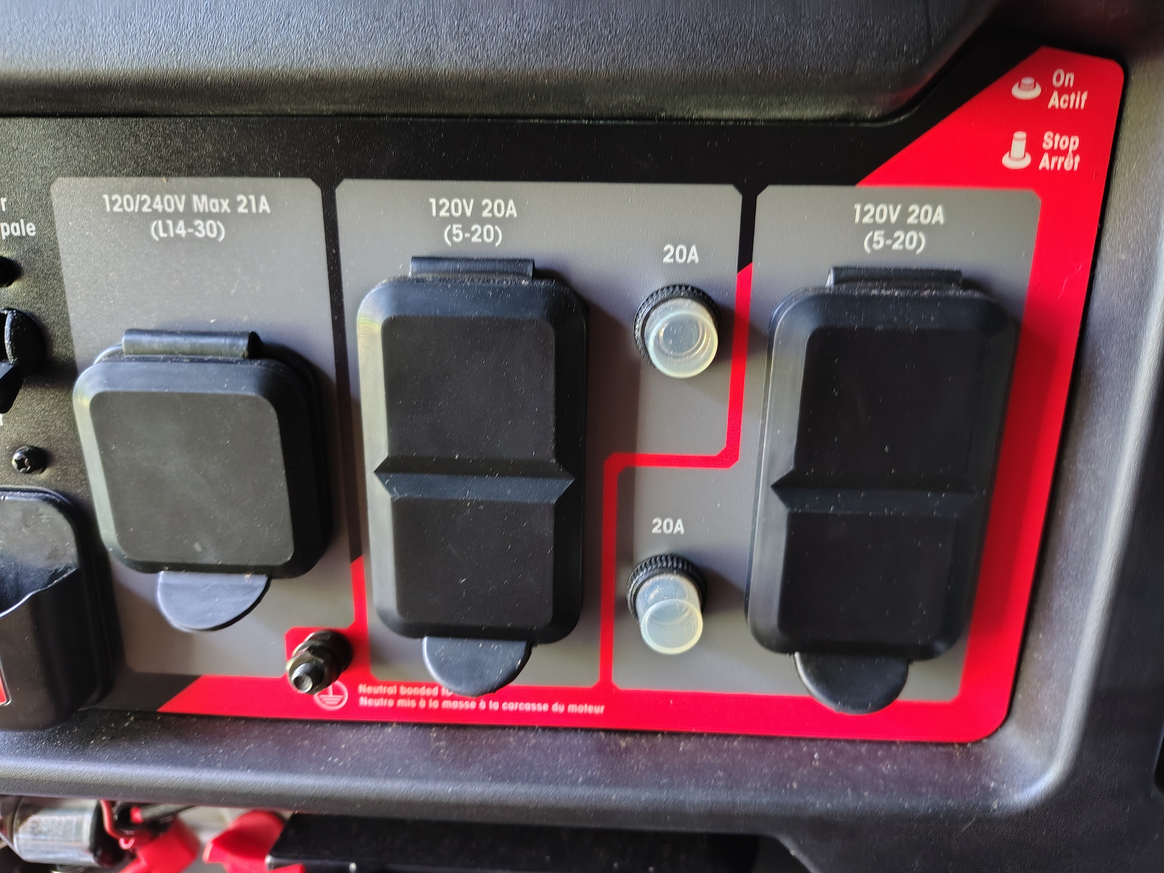 BENCHMARK Portable Gas Generator - with Remote Start, 6250W - photo 4