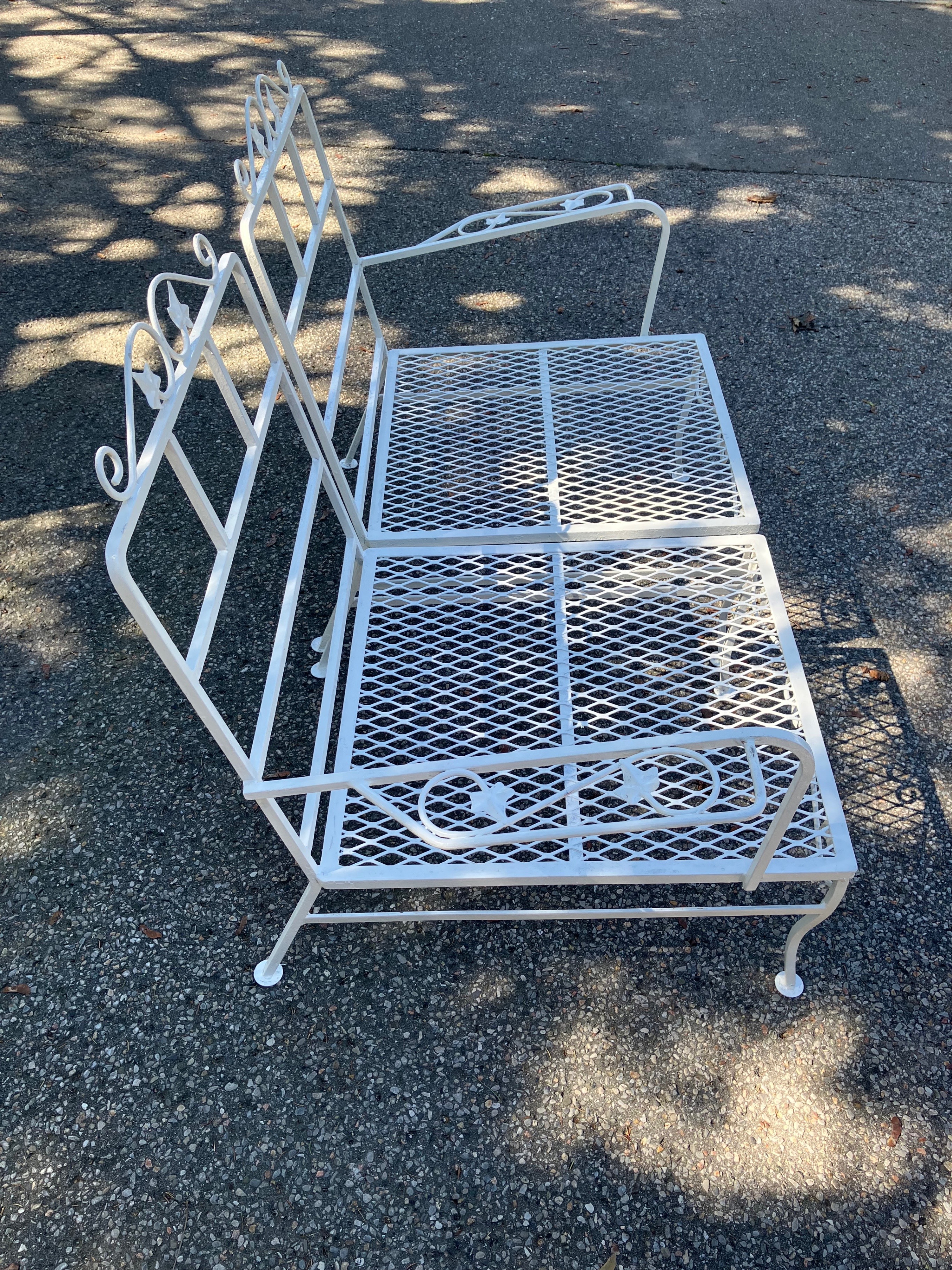 Vintage wrought-iron outdoor chairs and table - photo 5