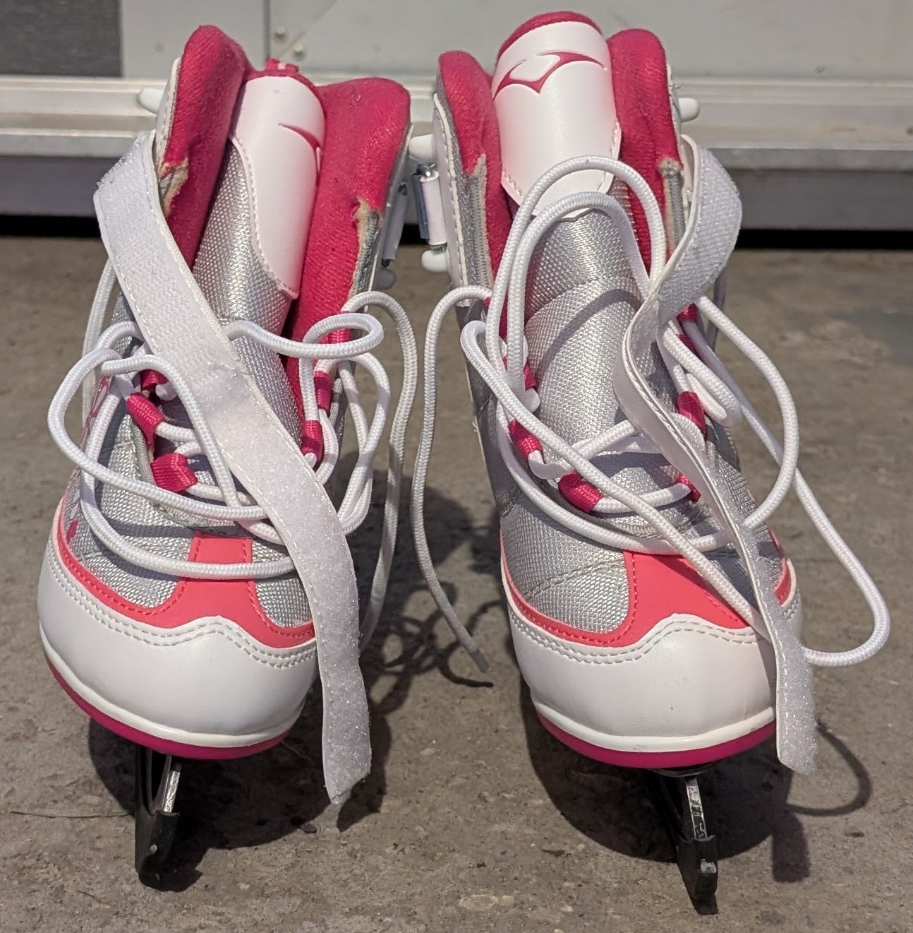 Vic Girls' Figure Skates - Size Y13 (EUR 29) - Barely Used