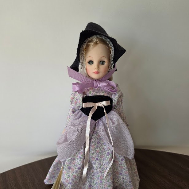 Vintage 1987 Effanbee  Storybook Collection Mother Goose Doll