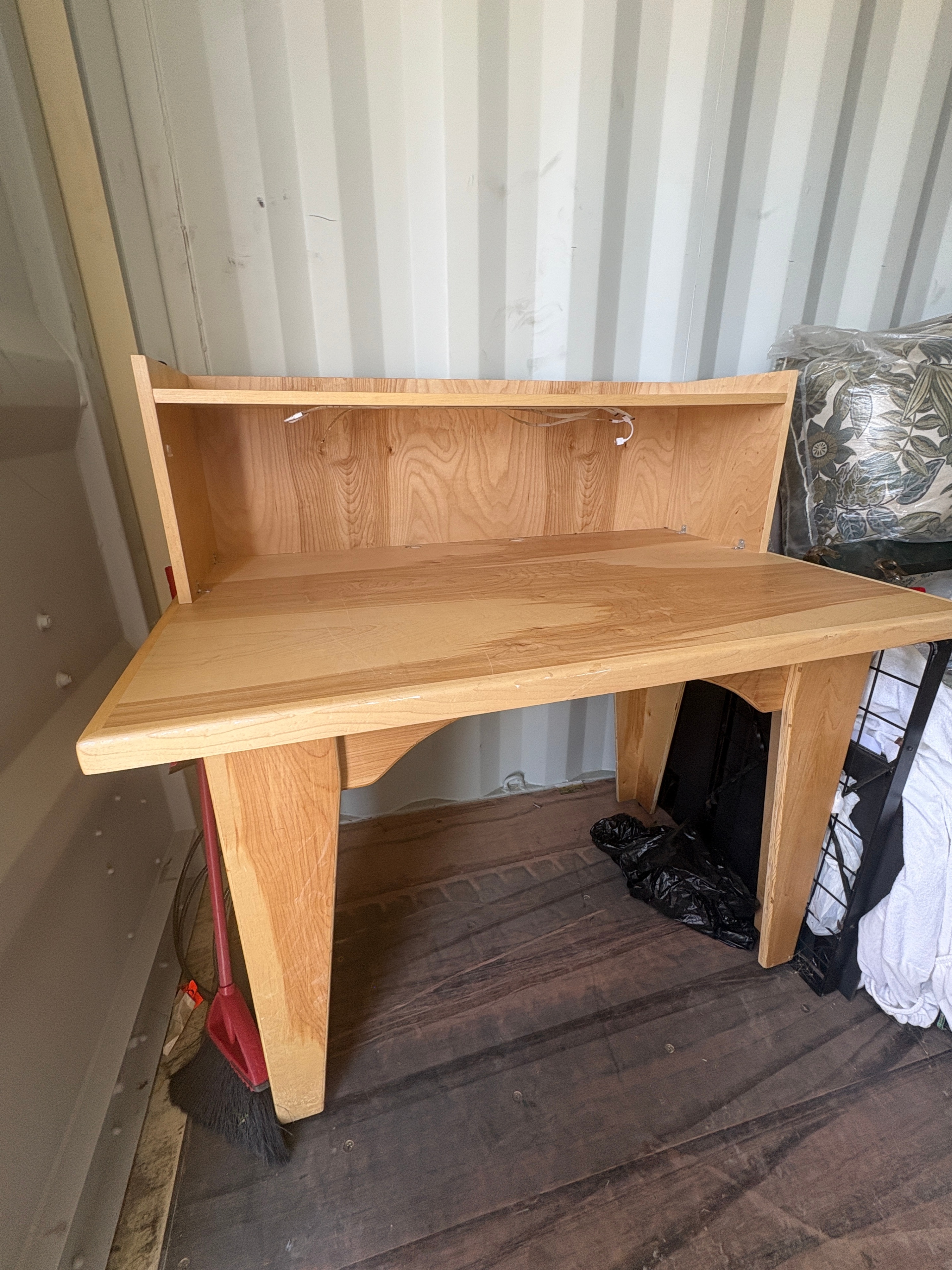 Solid Wood Craftsman0Built Computer/Work Desk - photo 2