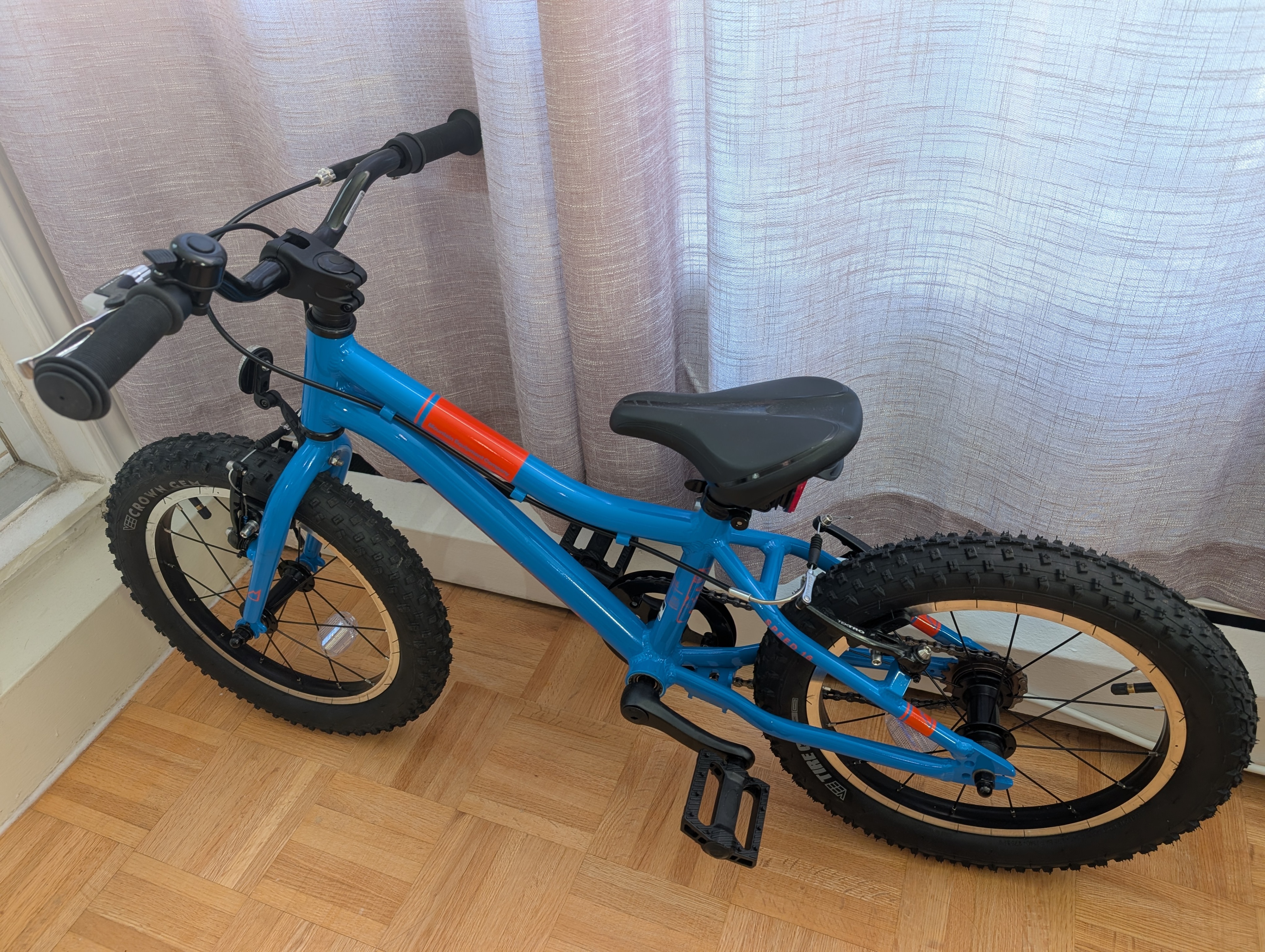 MEC Speed 16 Kids' Bike - Like New, Aluminum Frame