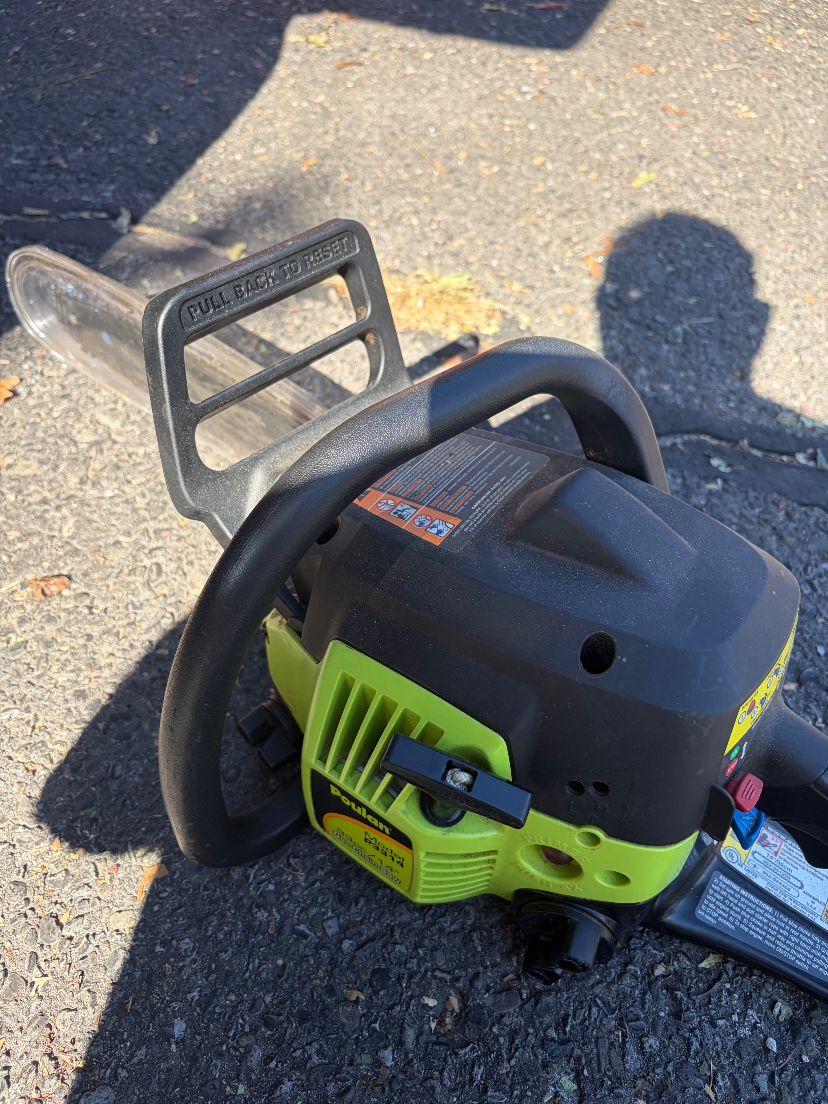 Poulan P3314 33cc 14-inch Gas Chainsaw - photo 2