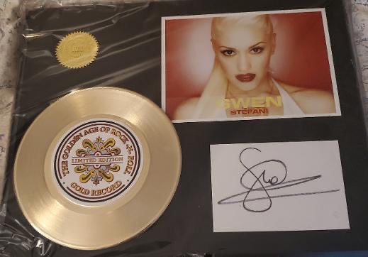 GWEN STEFANI 15X12 WALL PLAQUE