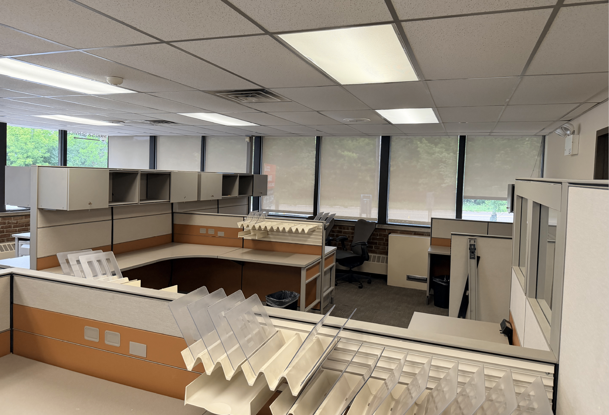 Office Furniture - photo 2