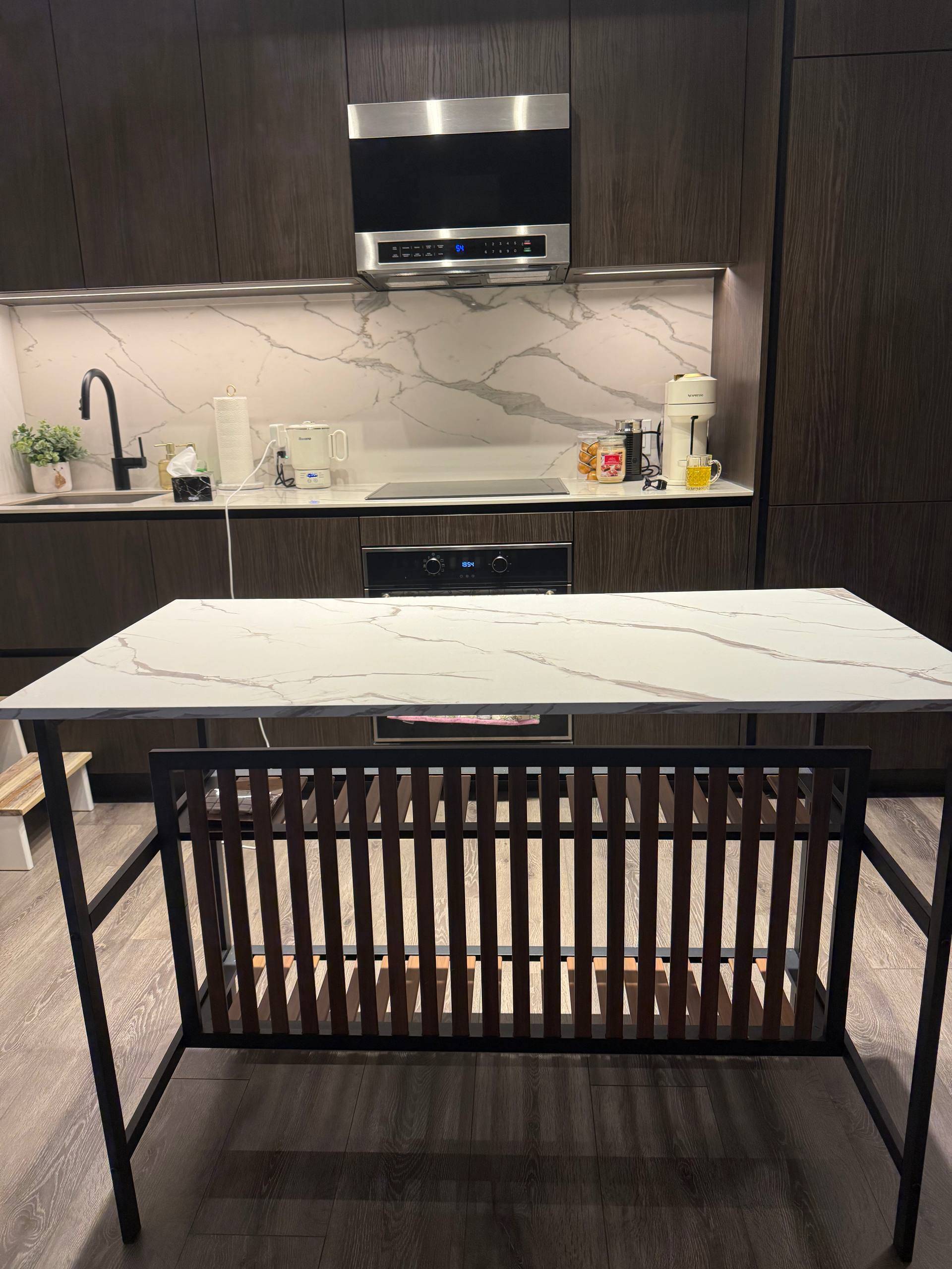 Kitchen island with shelves