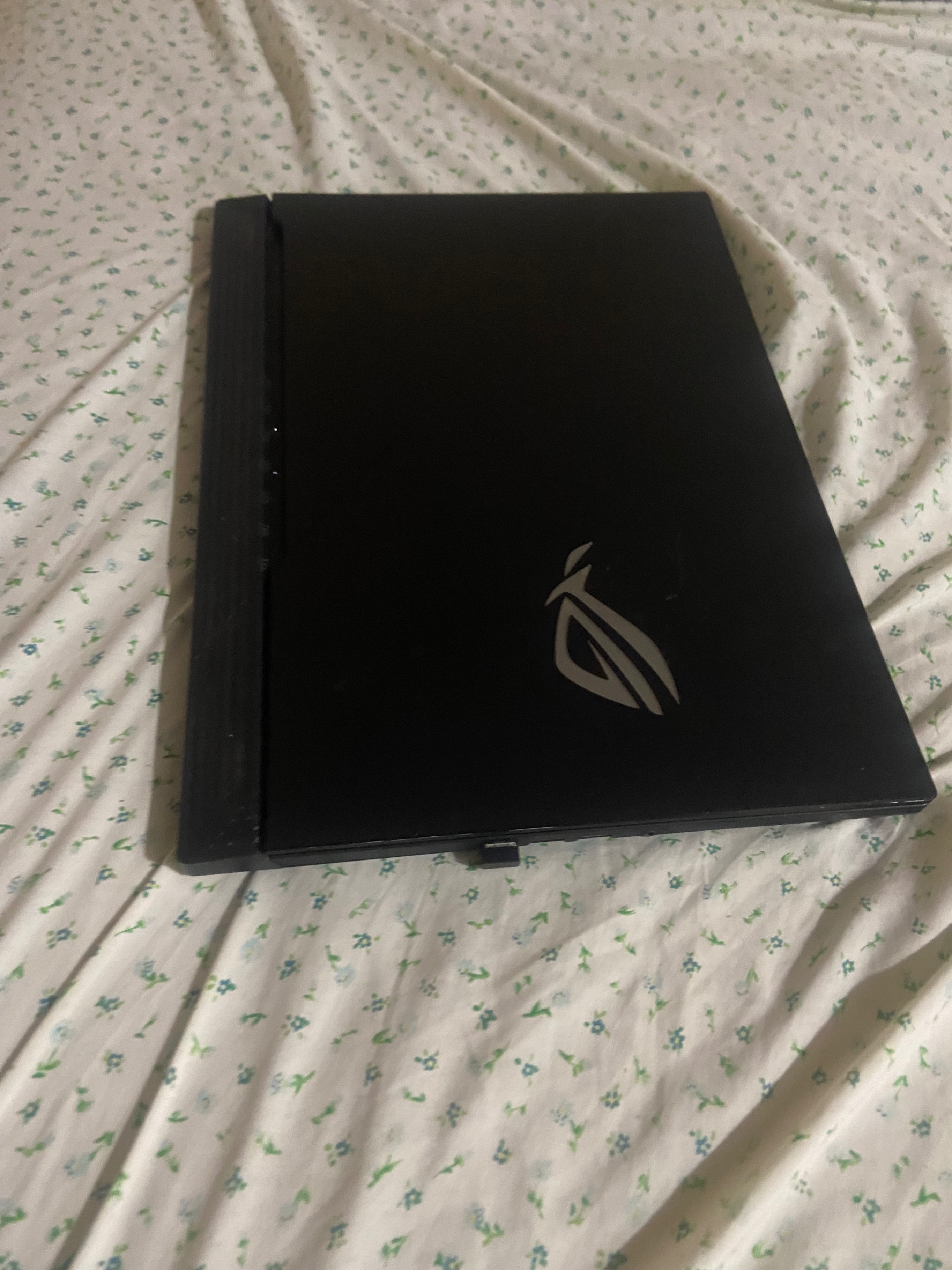 ASUS ROG Strix SCAR 17 RTX 2070 - photo 3