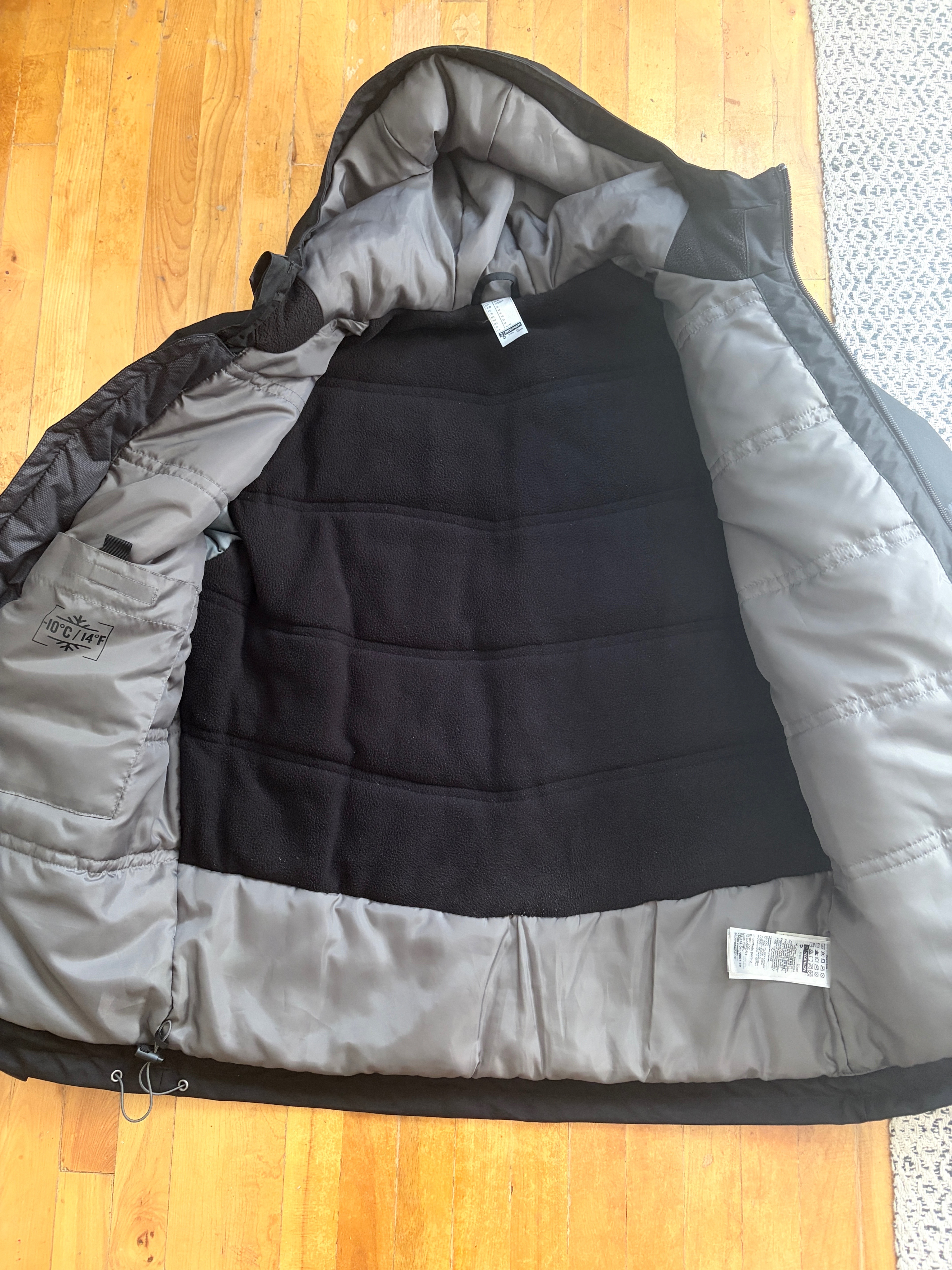 Quechua Winter Jacket – Men's M - photo 2