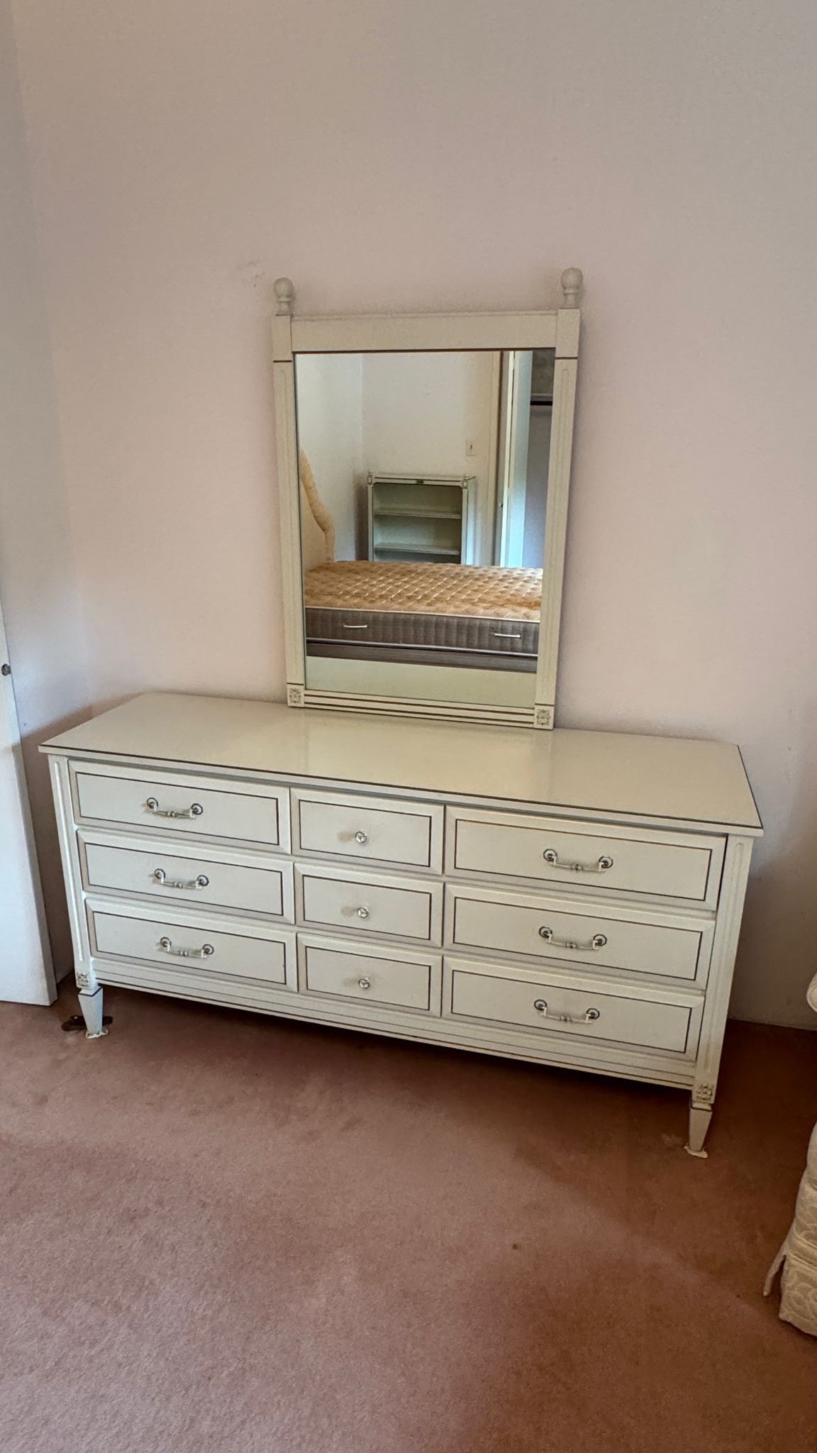 White Wood Dresser with Mirror – C$215