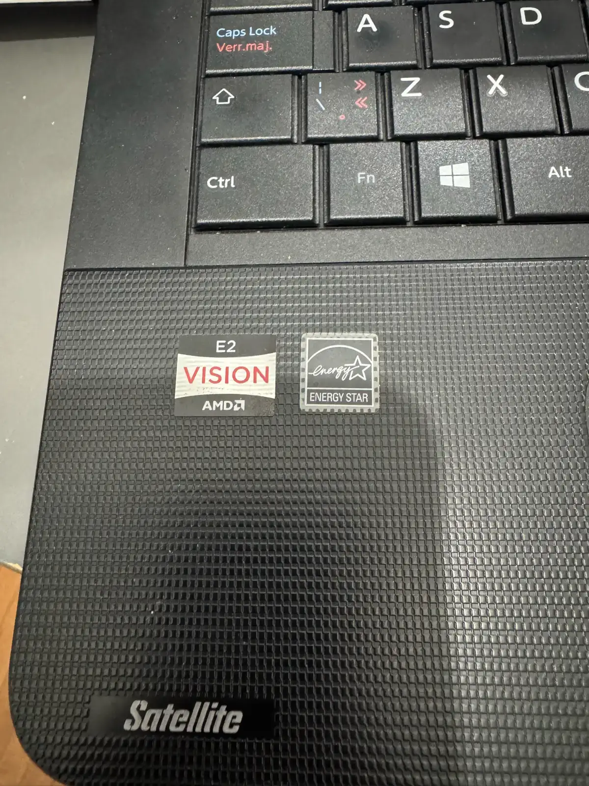 Toshiba Satellite laptop 8gb ram 700gb dead battery firm price - photo 2