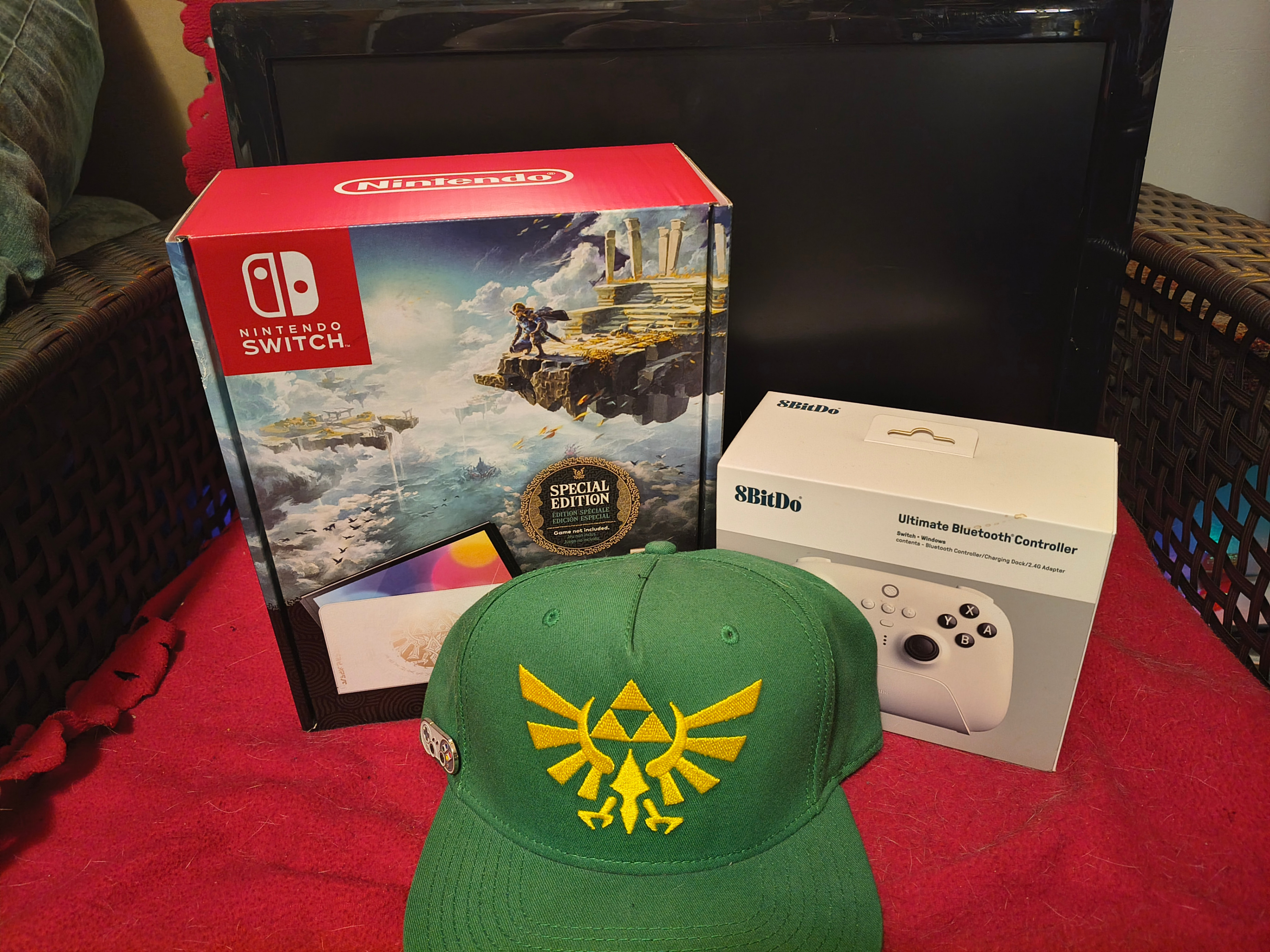 Switch OLED Zelda Edition Bundle + TV $590!