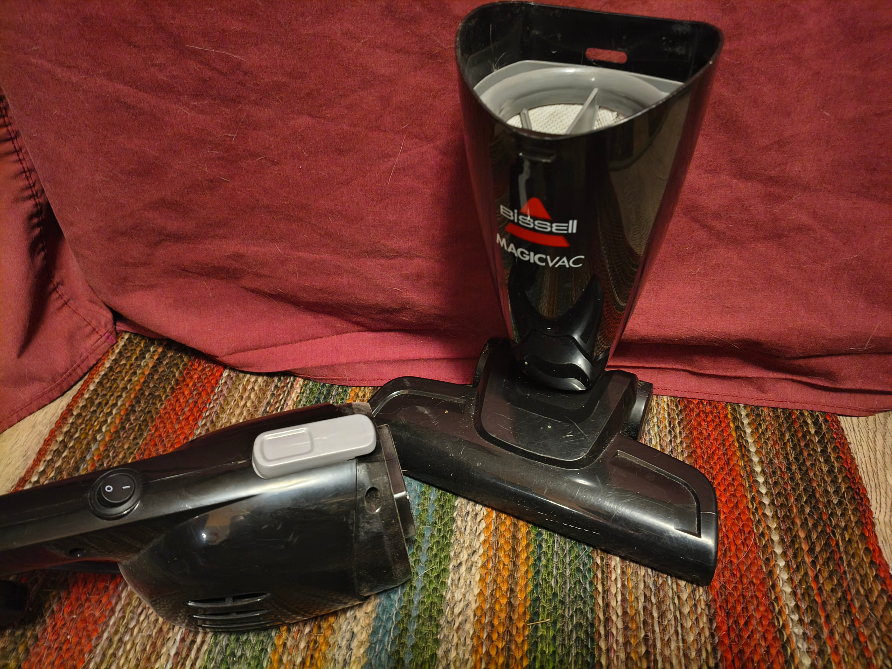 Bissell MagicVac Vacuum $10 - photo 2