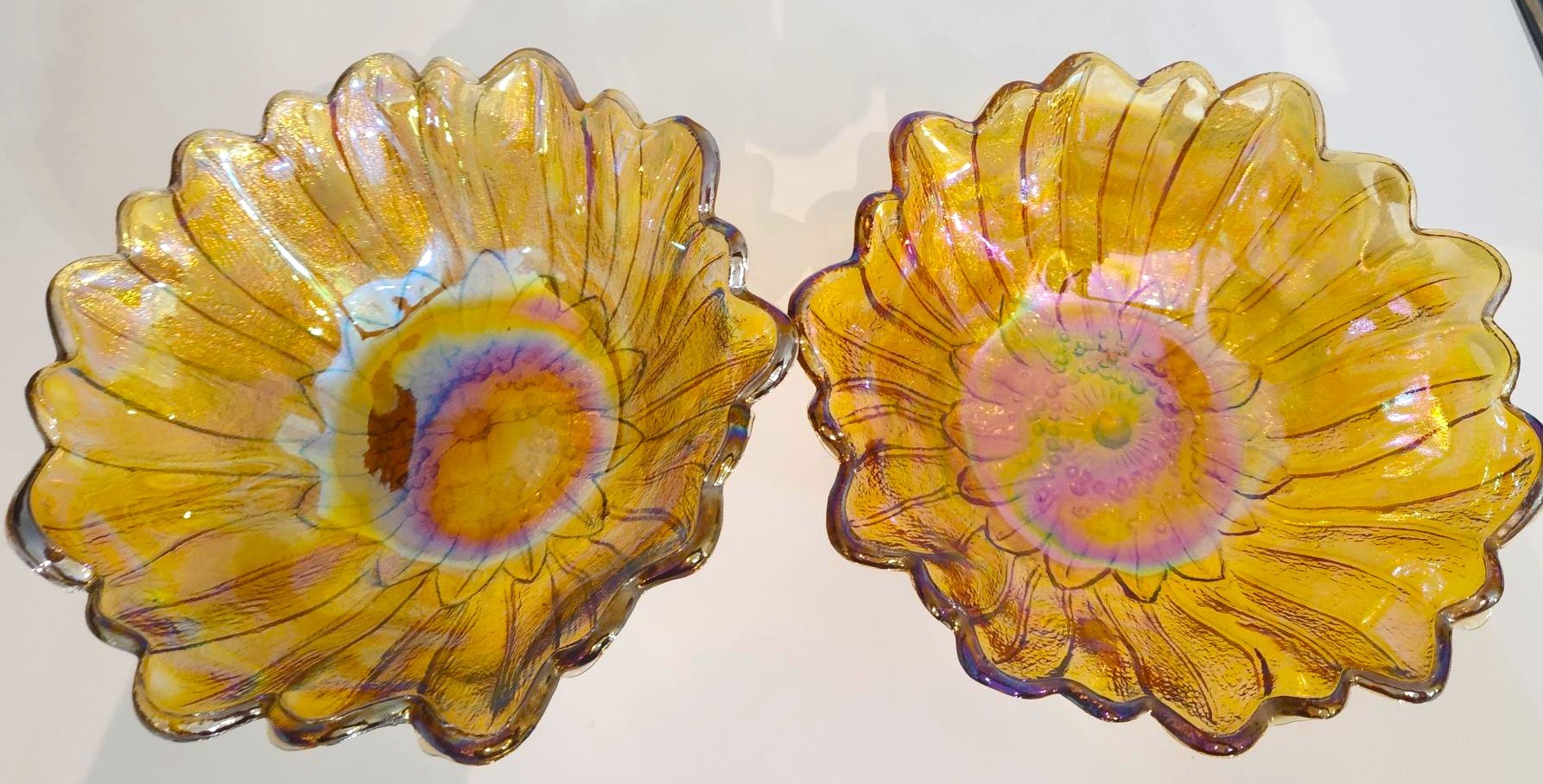 Two Indiana Glass Marigold Bowls Lily Pons Sunflower Carnival - photo 3