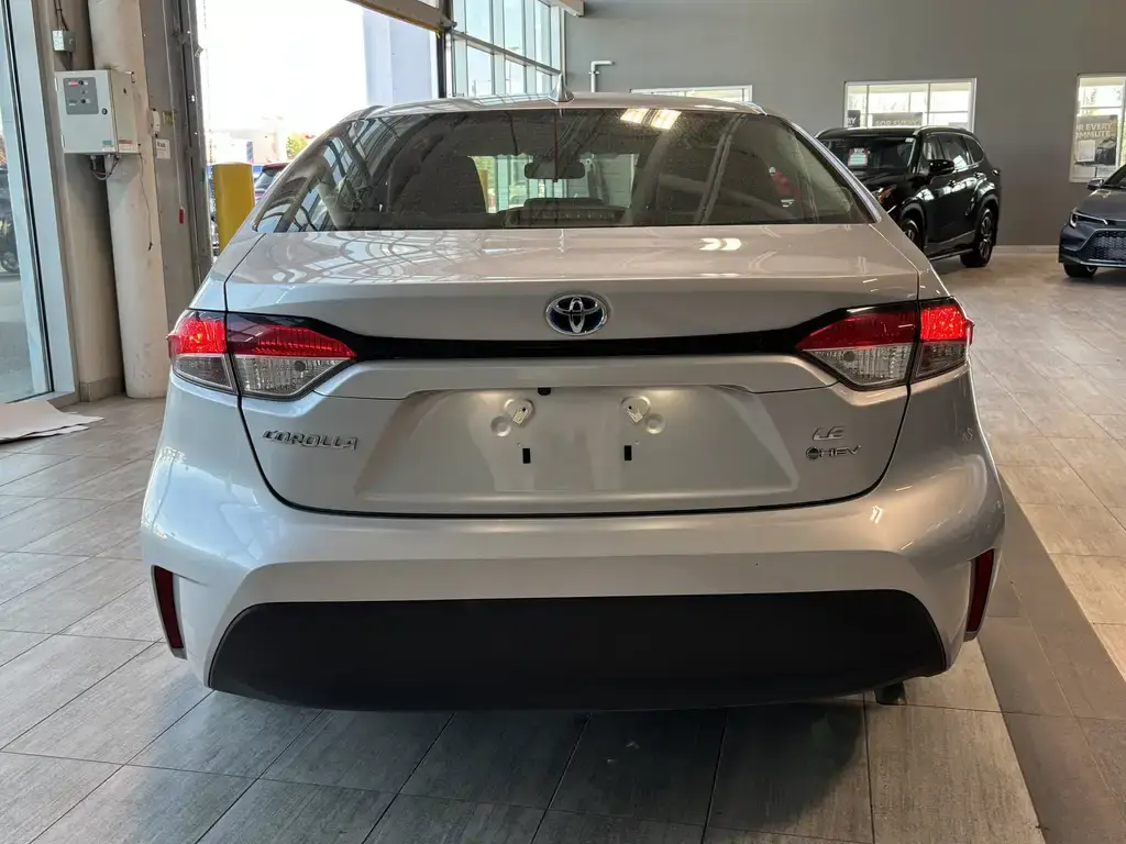 2025 Toyota Corolla Hybrid - photo 4