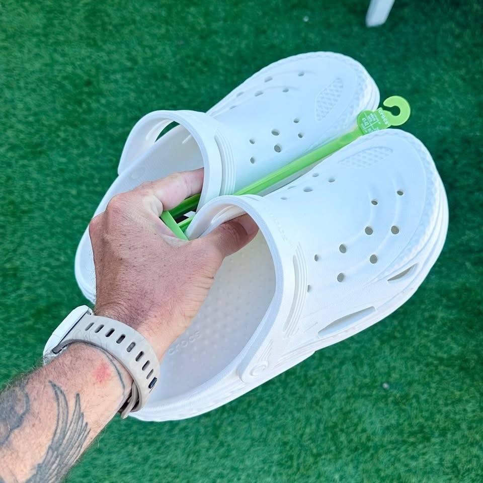 Brand New White Crocs OFF GRID CLOG - photo 2