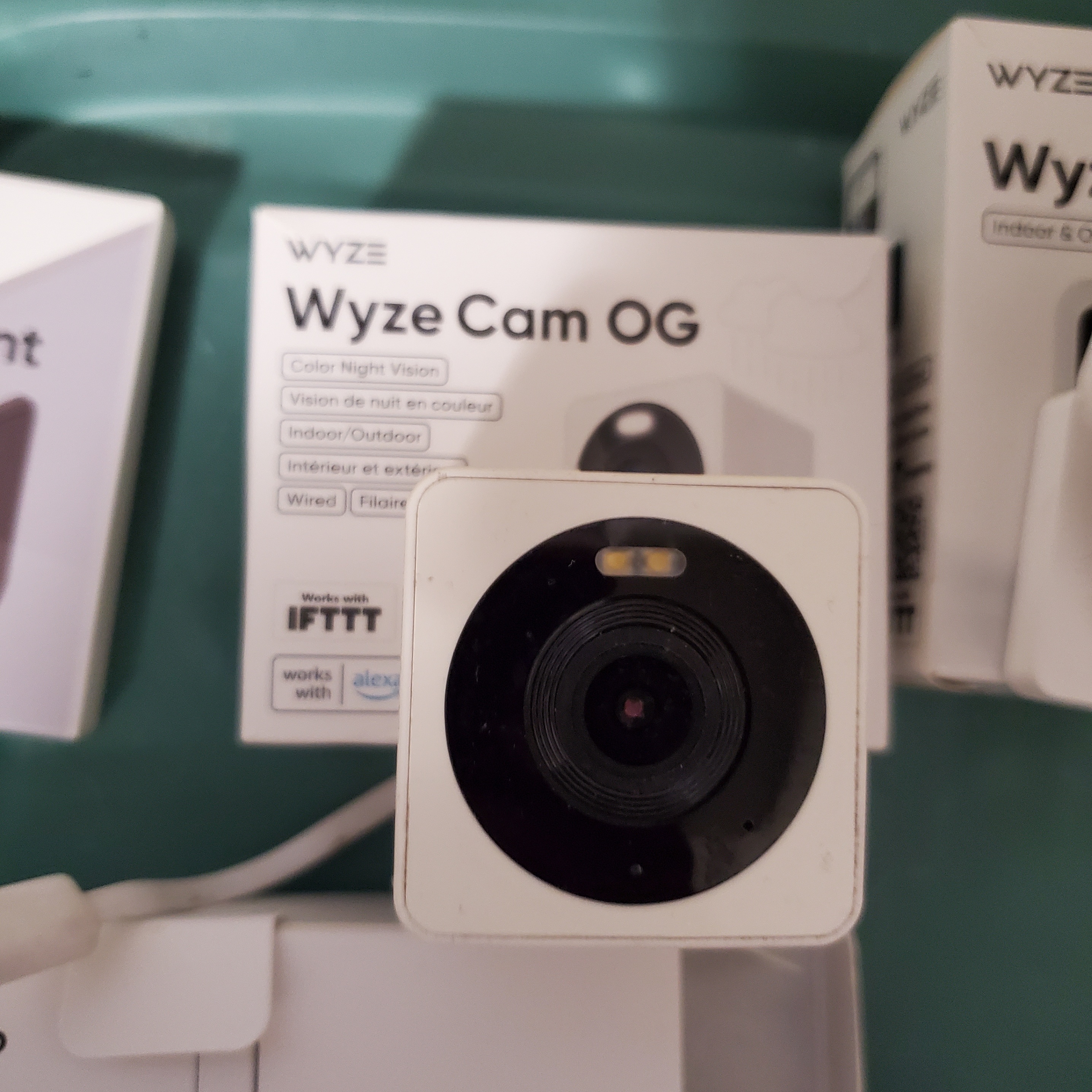 Wyze Home Monitoring Bundle and outdoor cameras - photo 5