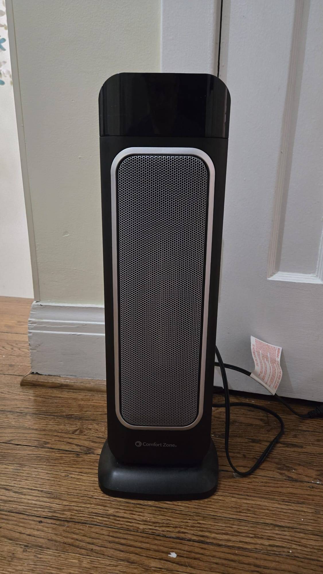 Comfort Zone 23 inch Oscillating Ceramic Tower Heater - photo 2