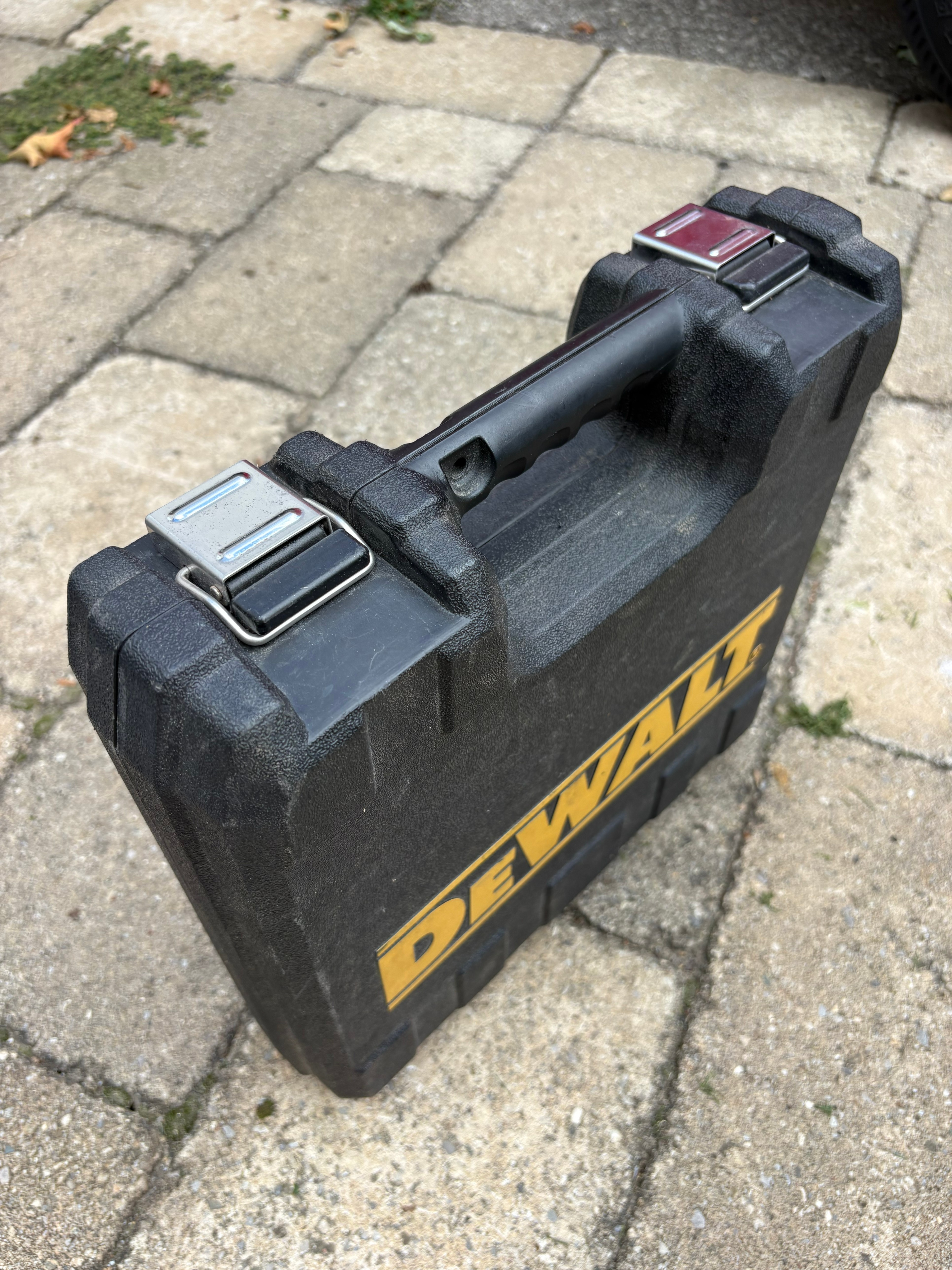 DEWALT 18 Gauge Precision Point Brad Nailer Gun molded case - photo 2