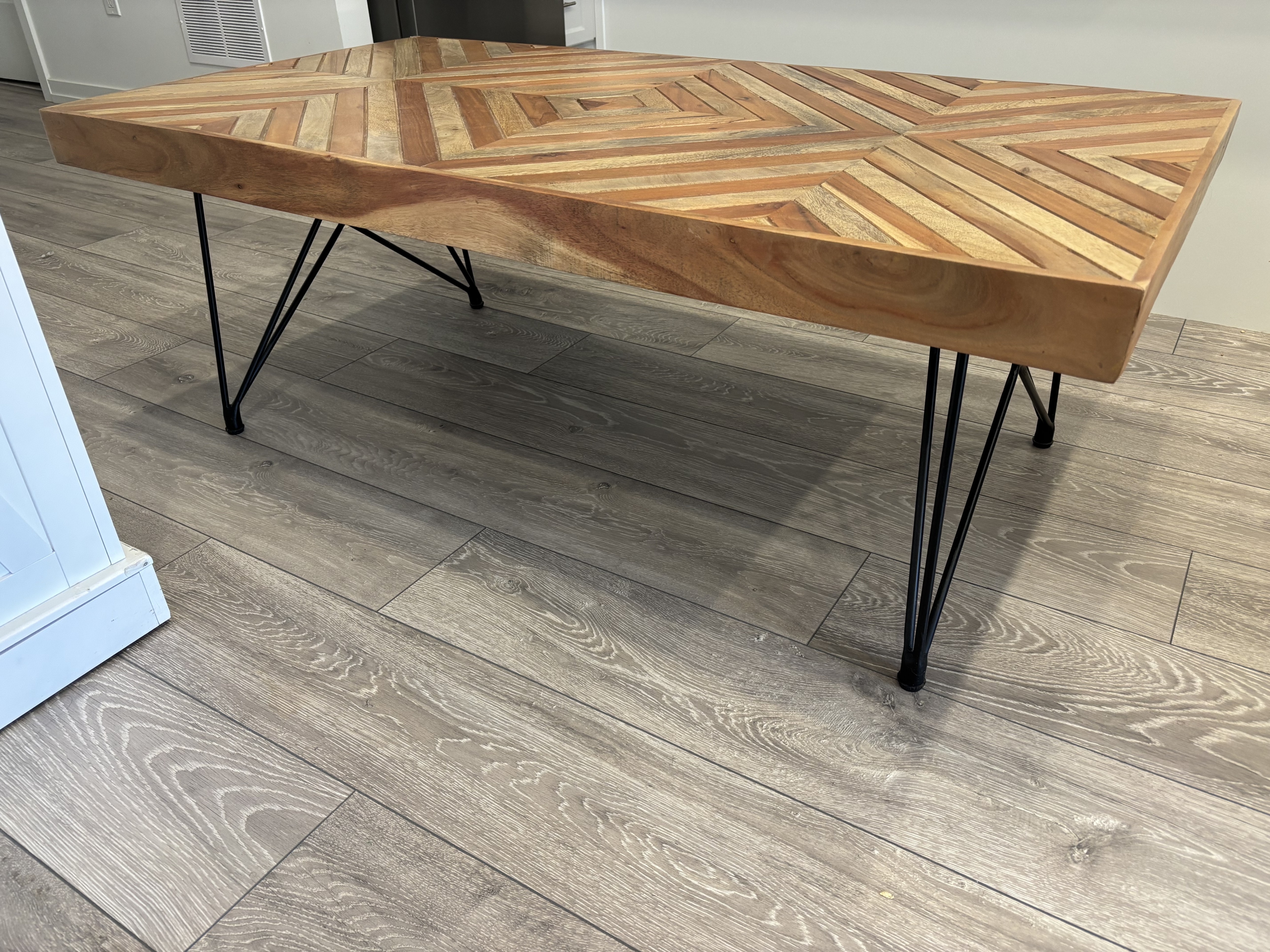 Handcraft Wood Coffee Table - photo 3