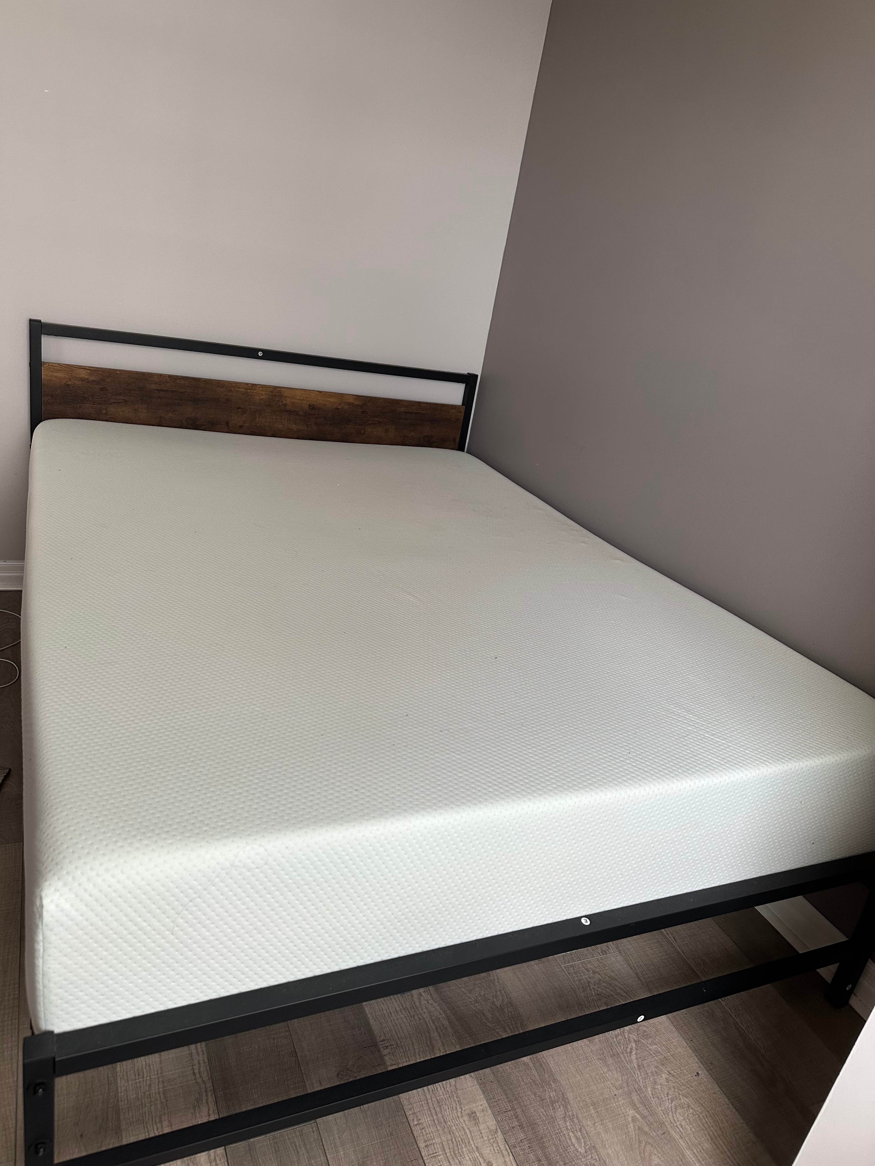 Queen Metal Platform Bed Frame - photo 3